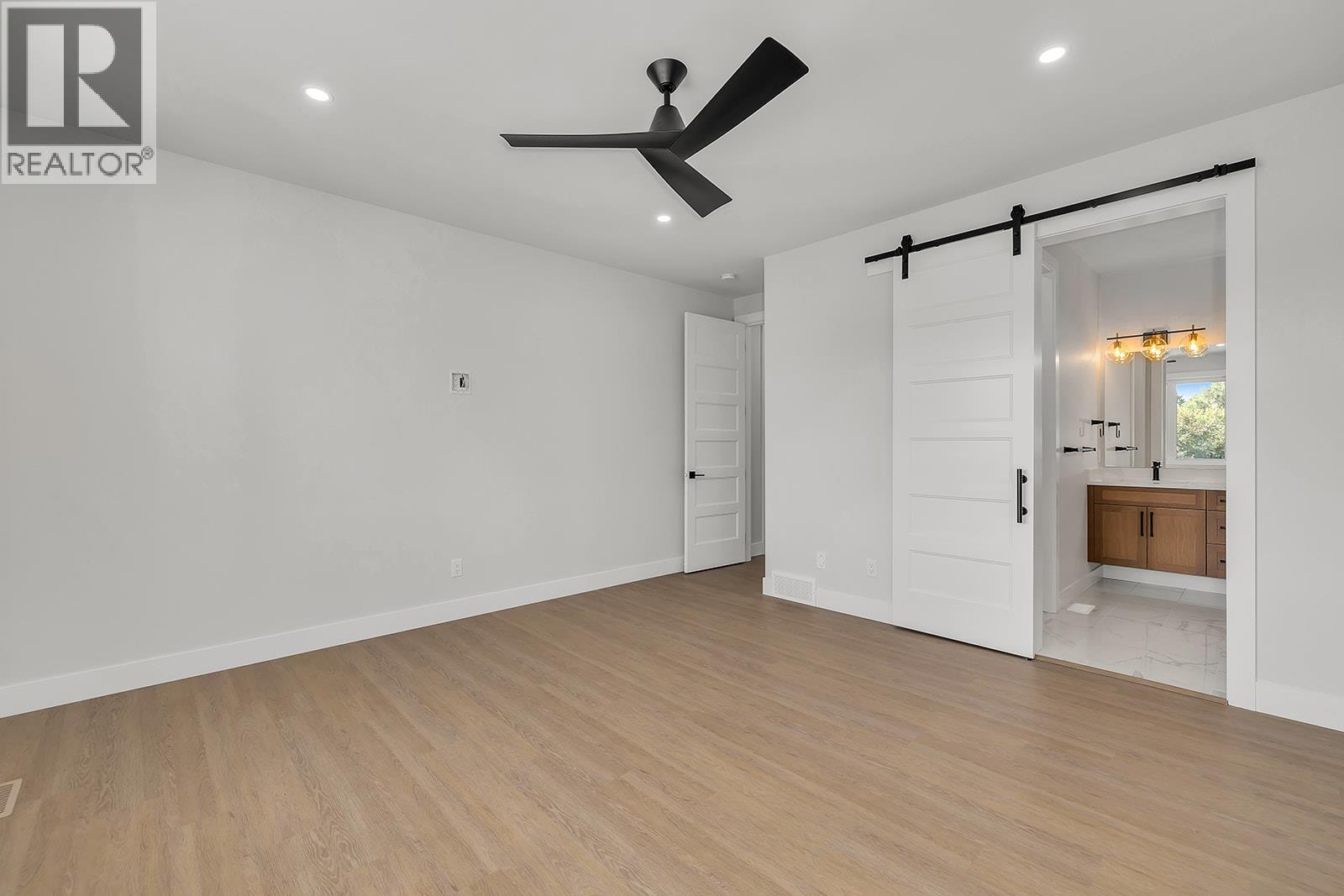 1054 Oak Barrel Place
