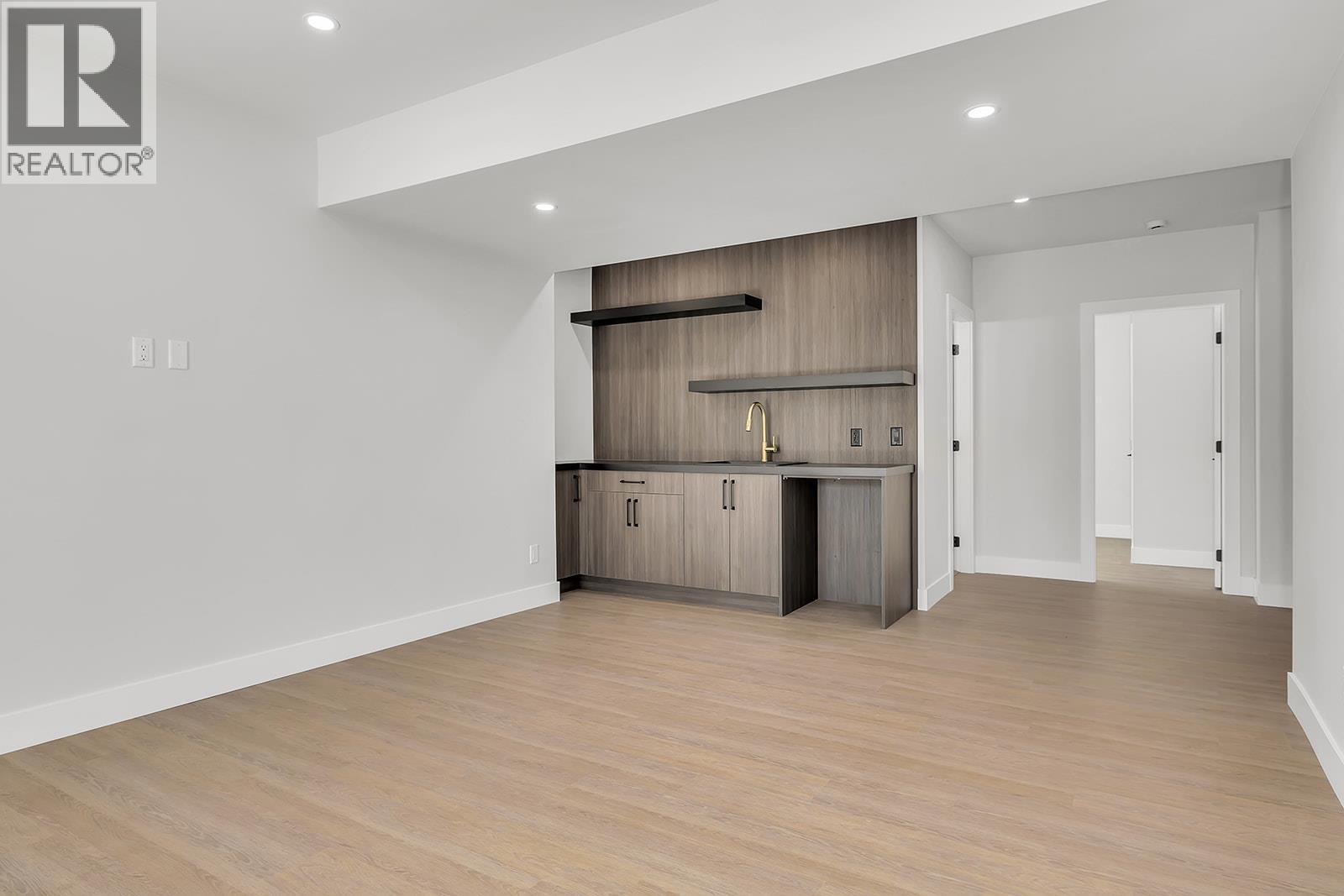 1054 Oak Barrel Place