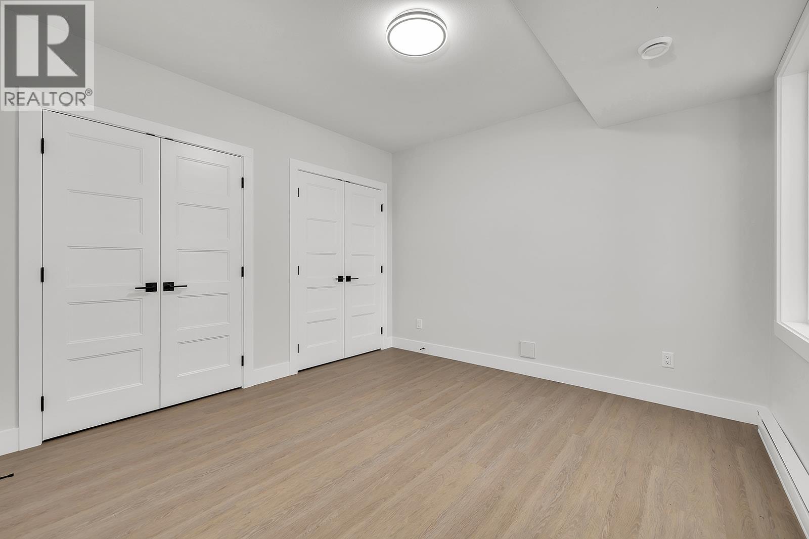 1054 Oak Barrel Place