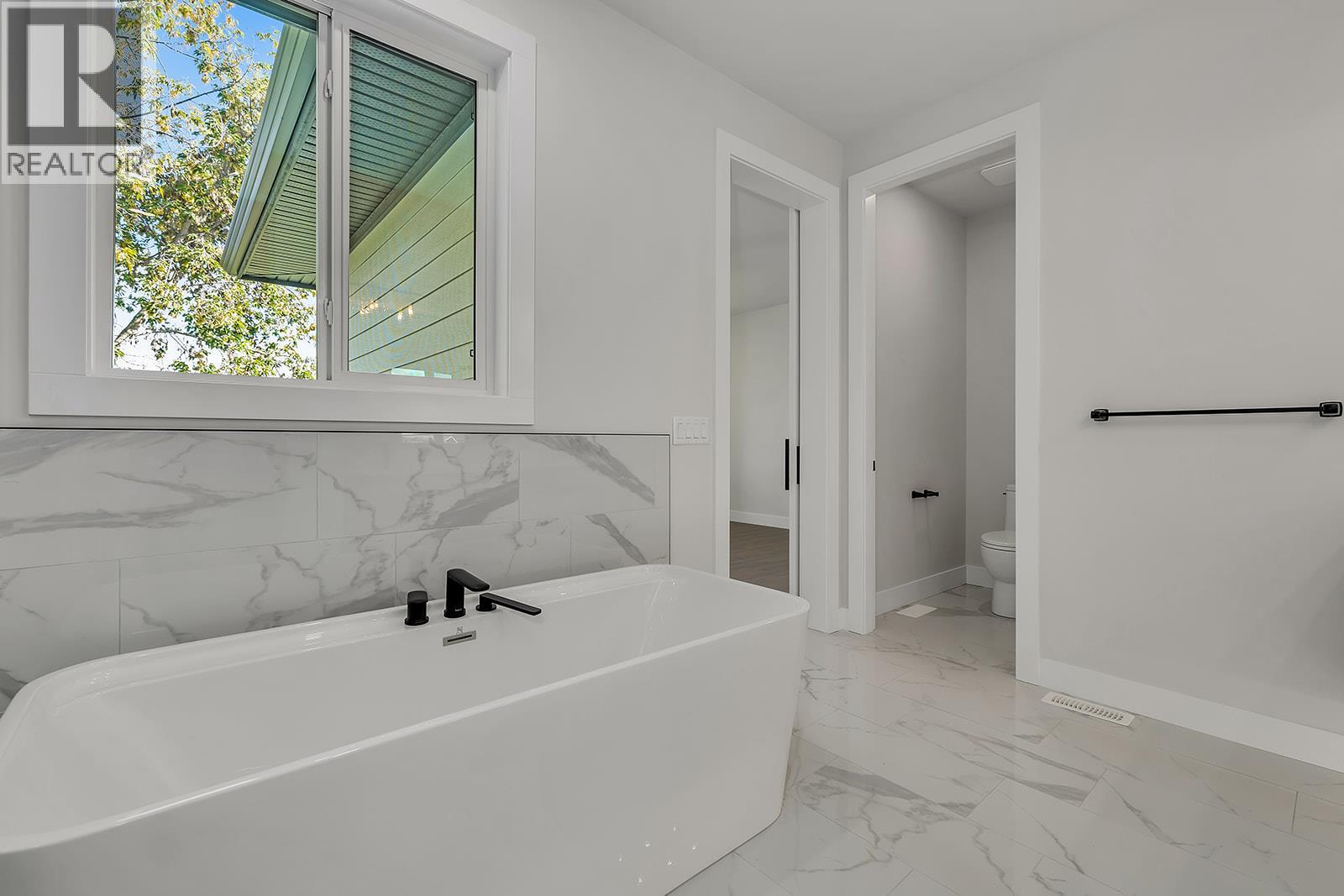 1054 Oak Barrel Place