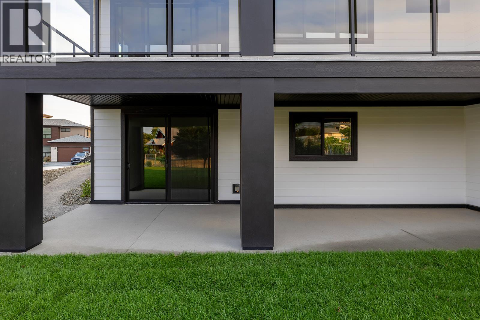 1054 Oak Barrel Place