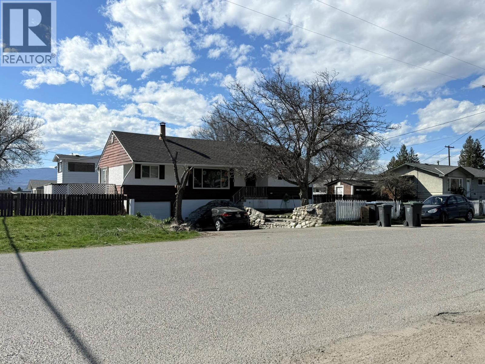 770 Cactus Road