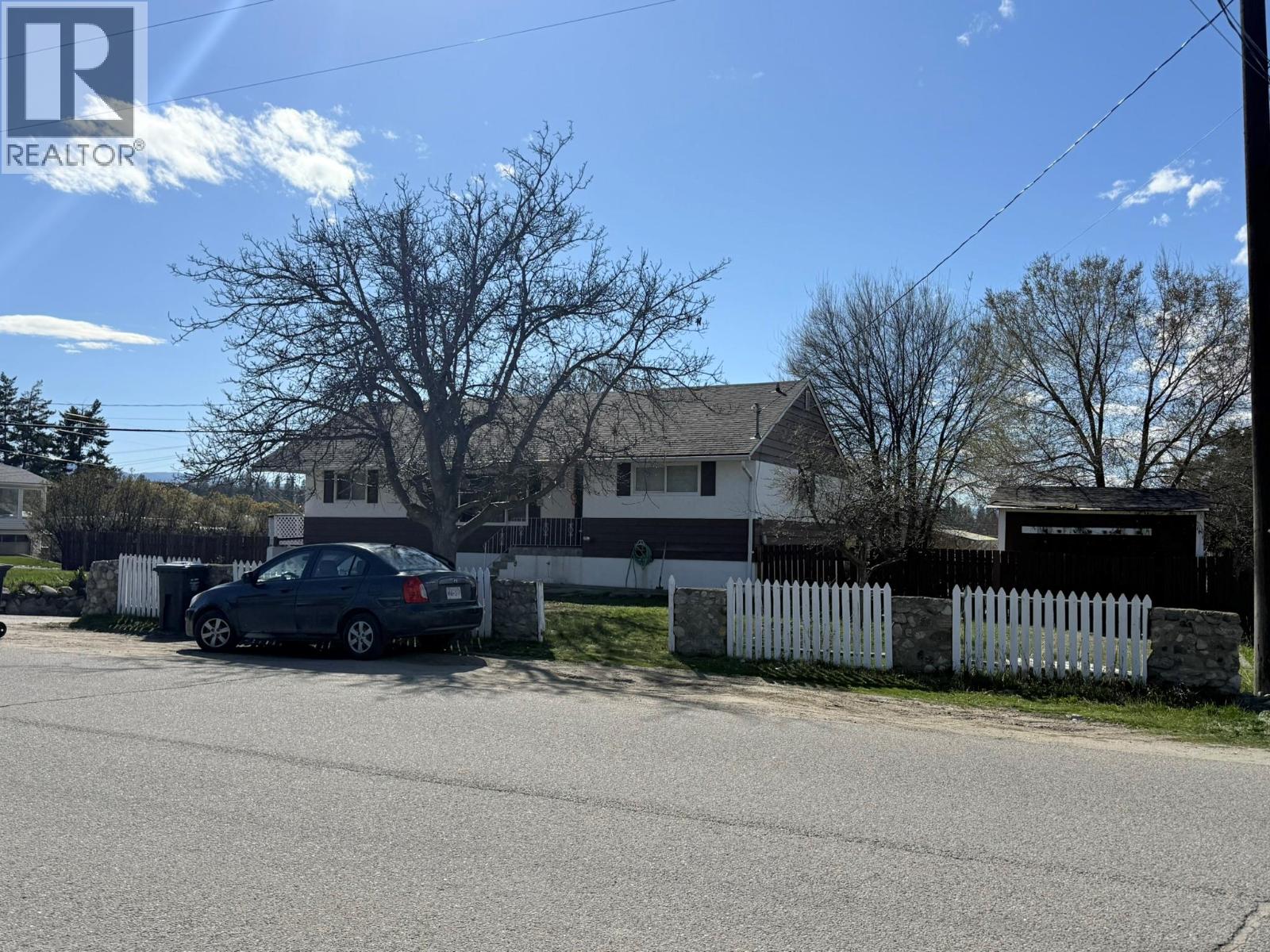 770 Cactus Road