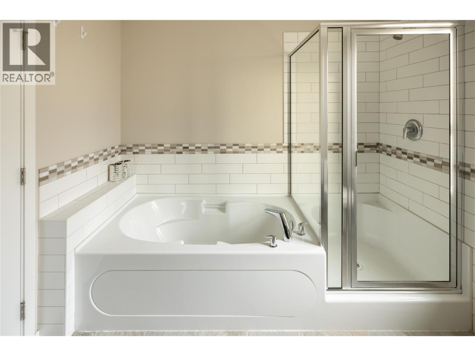 680 Old Meadows Road Unit# 81