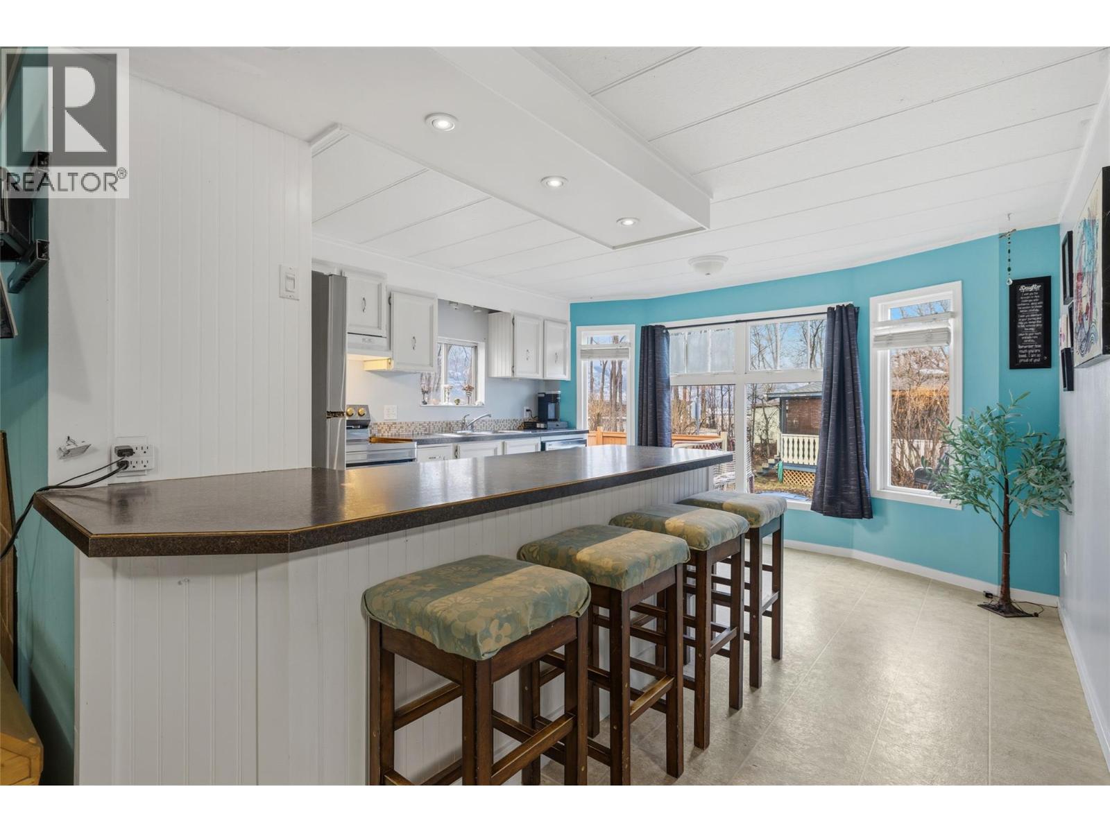 2065 Boucherie Road Unit# 18