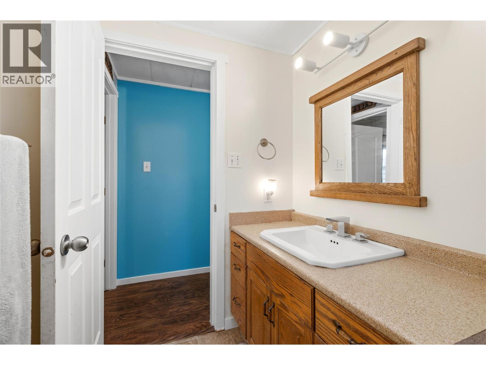 2065 Boucherie Road Unit# 18