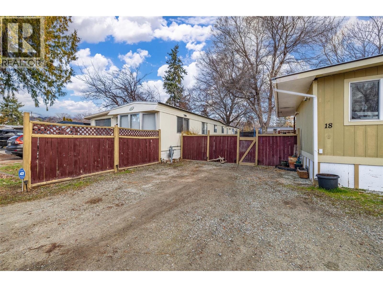 2065 Boucherie Road Unit# 18