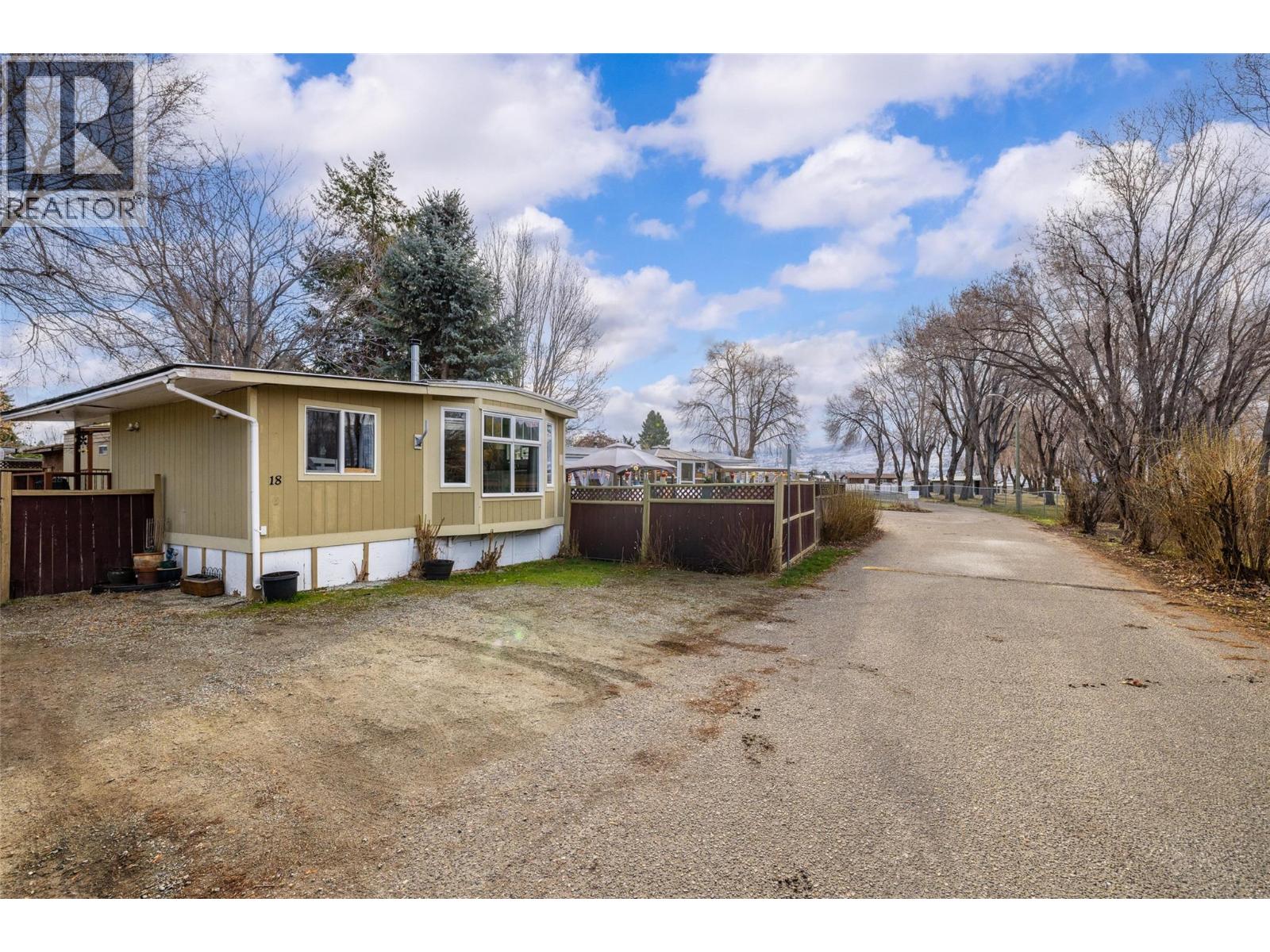 2065 Boucherie Road Unit# 18