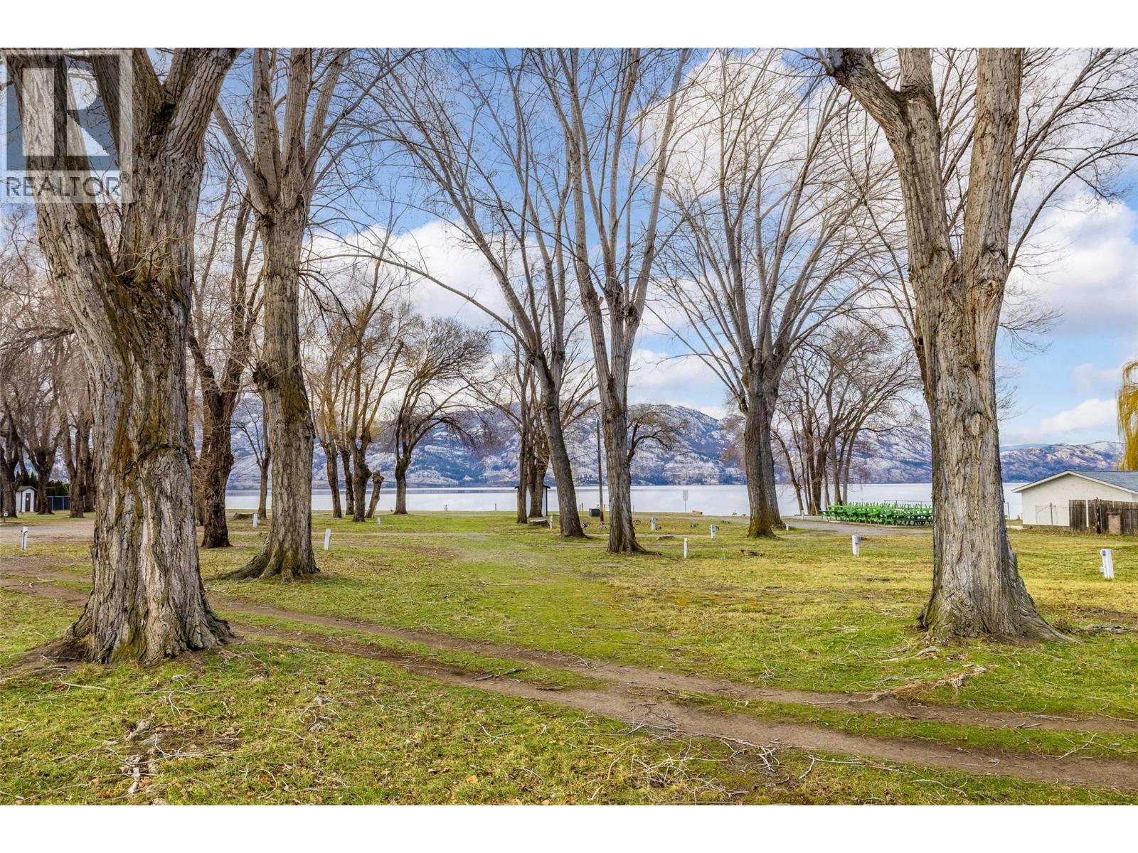 2065 Boucherie Road Unit# 18