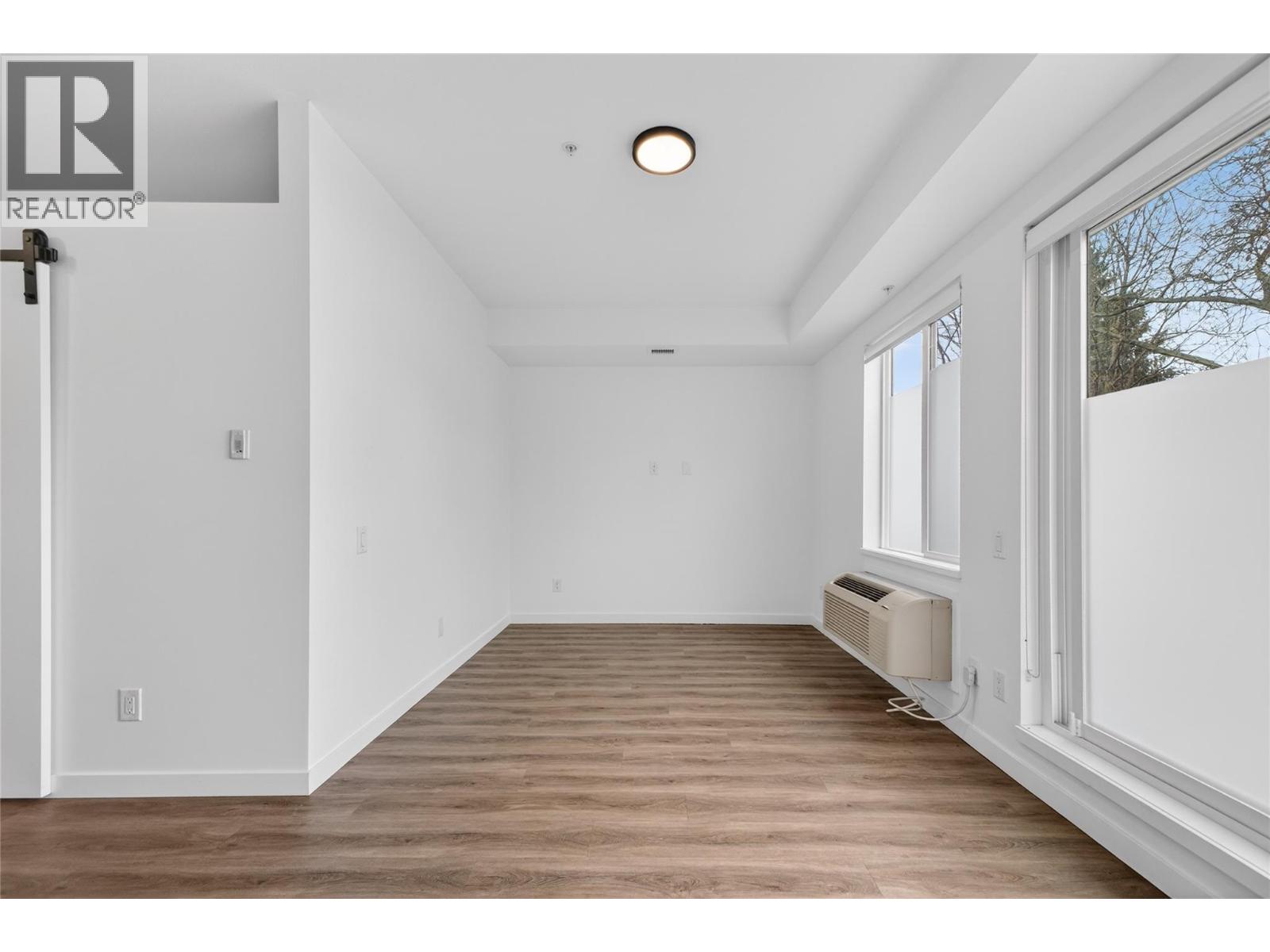 615 Rutland Road N Unit# 101