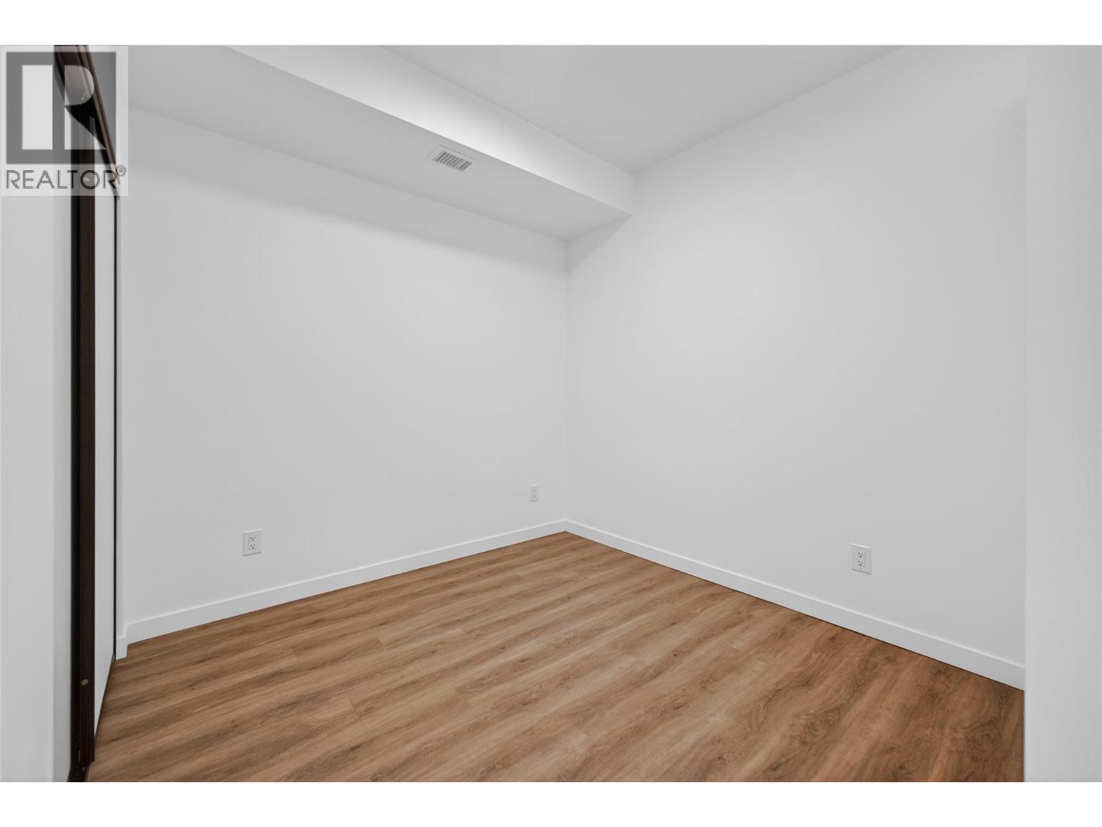 615 Rutland Road N Unit# 101