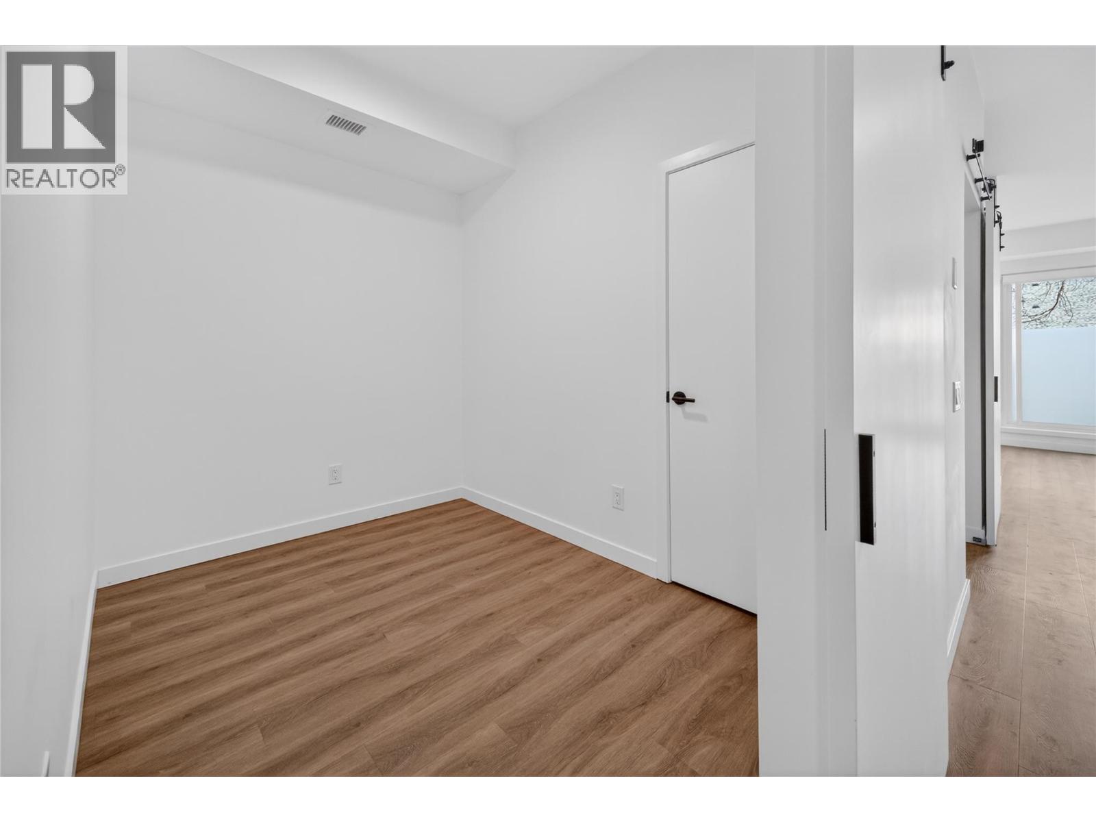 615 Rutland Road N Unit# 101