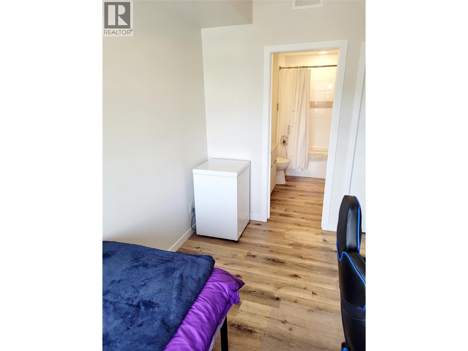 722 Valley Road Unit# 322