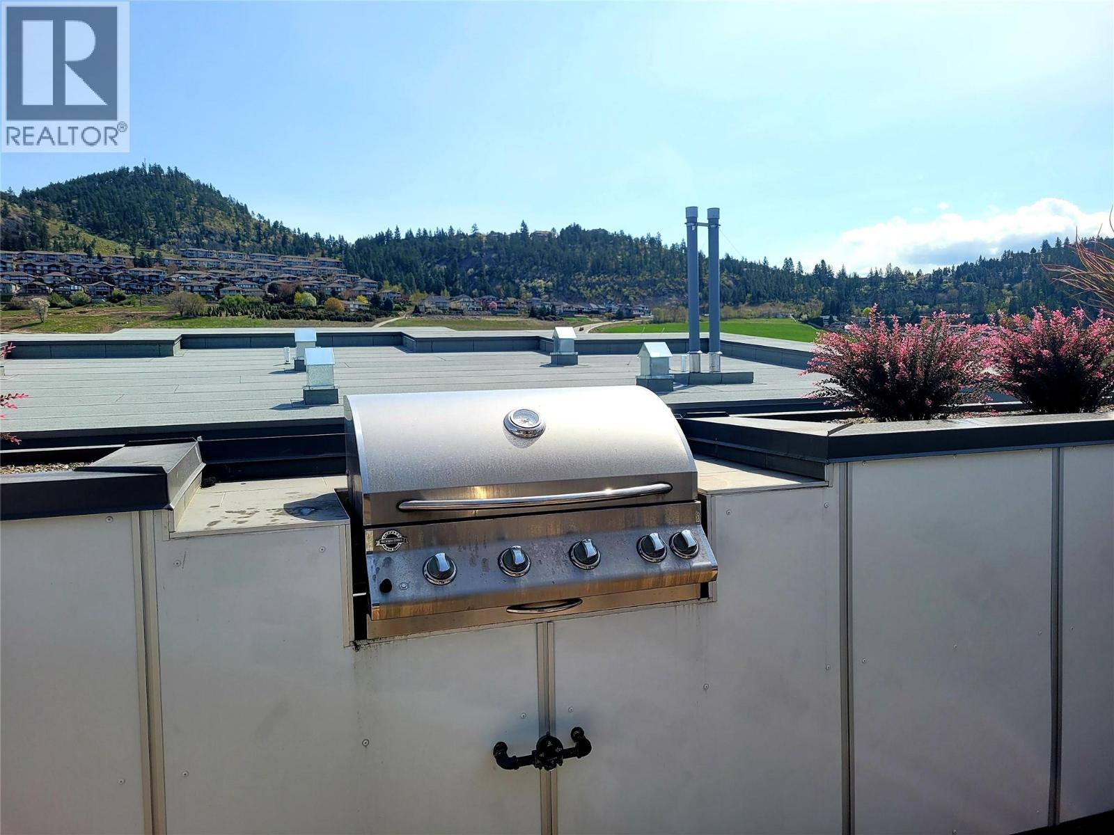 722 Valley Road Unit# 322
