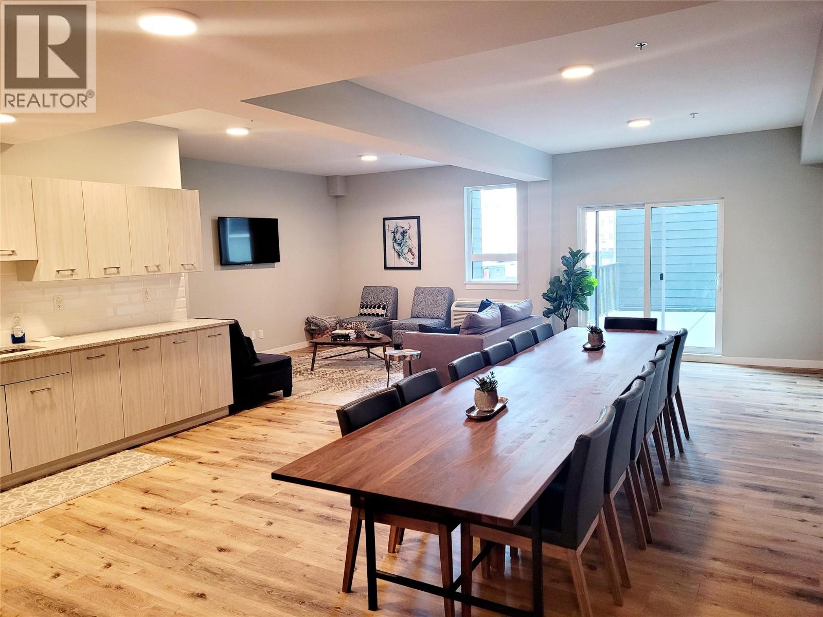 722 Valley Road Unit# 322