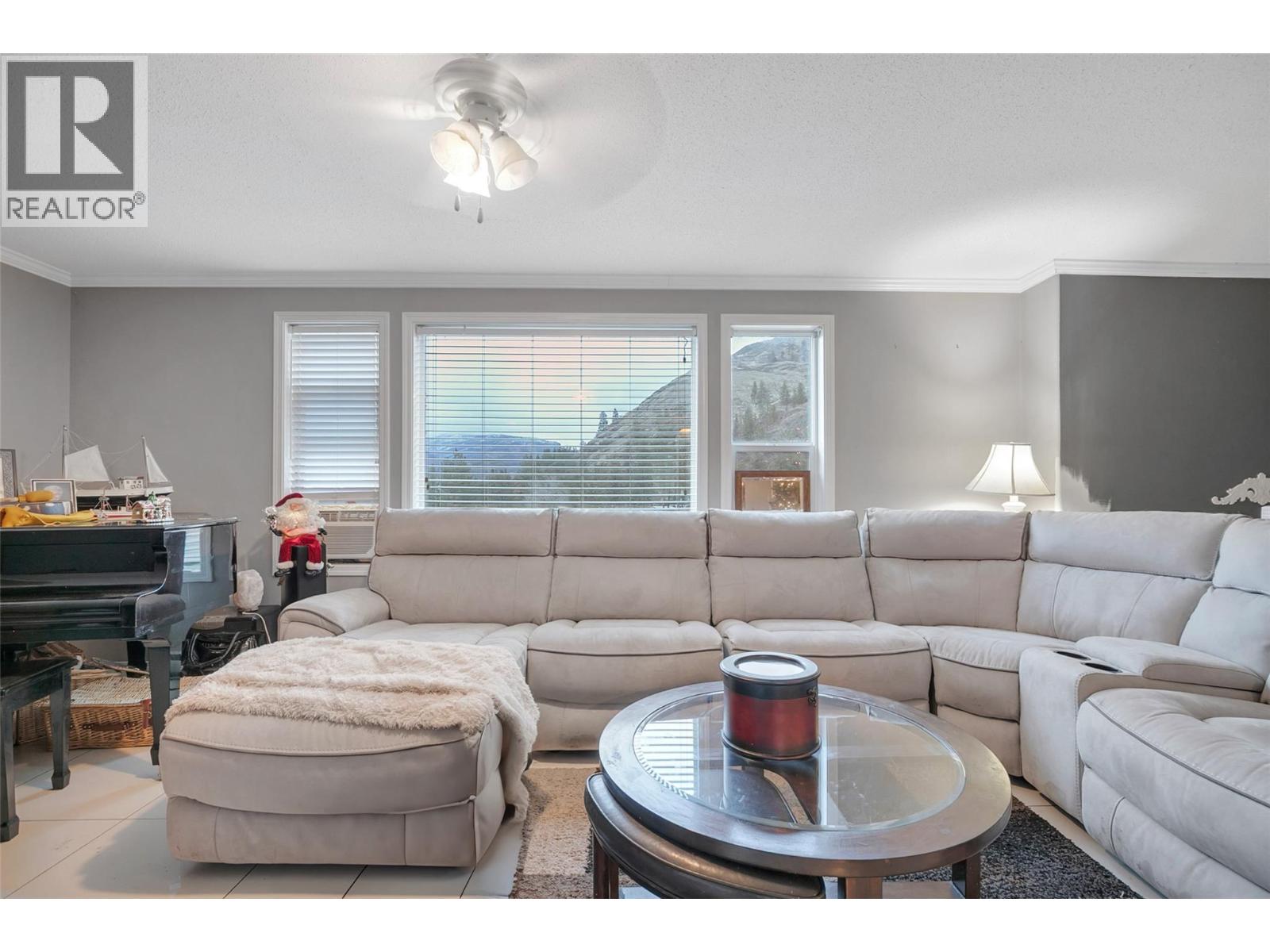 1774 Alec Crescent