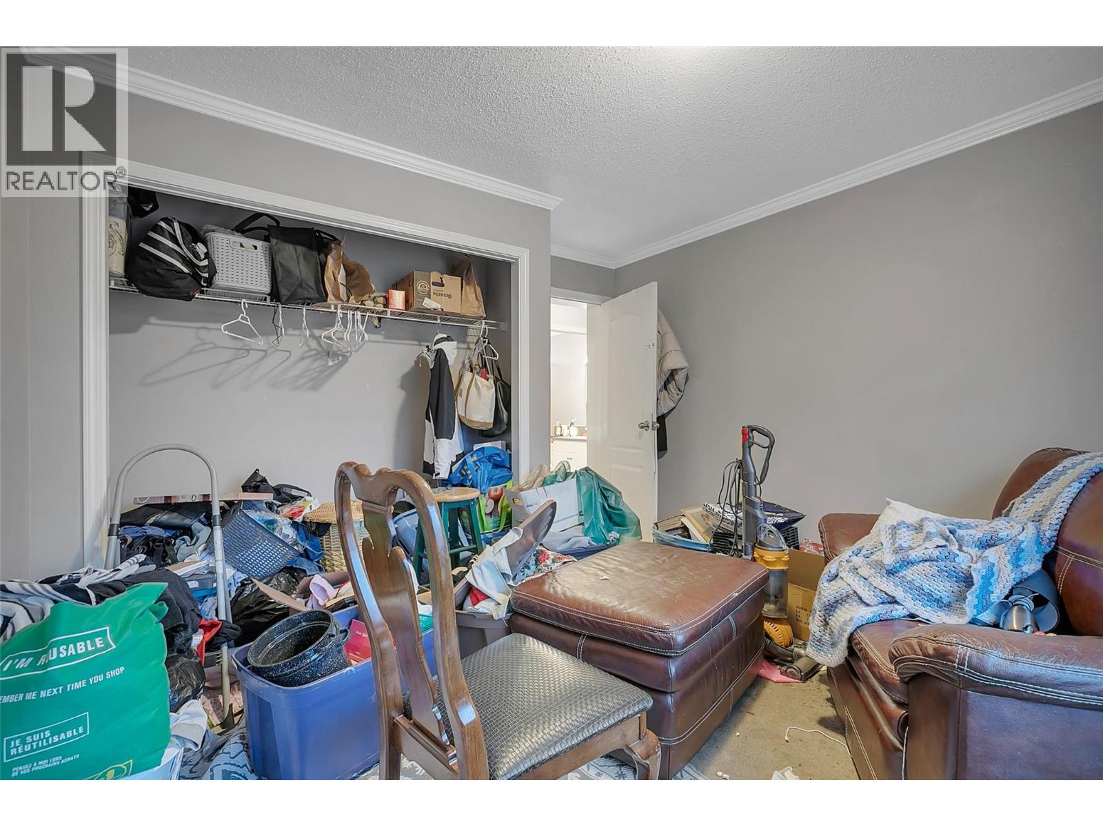 1774 Alec Crescent