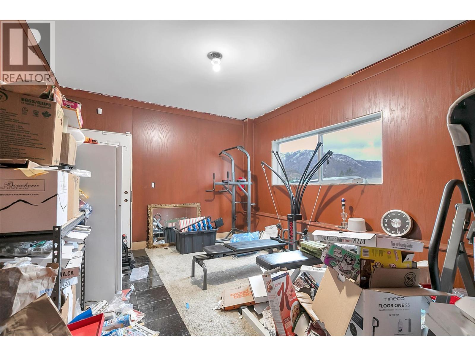 1774 Alec Crescent