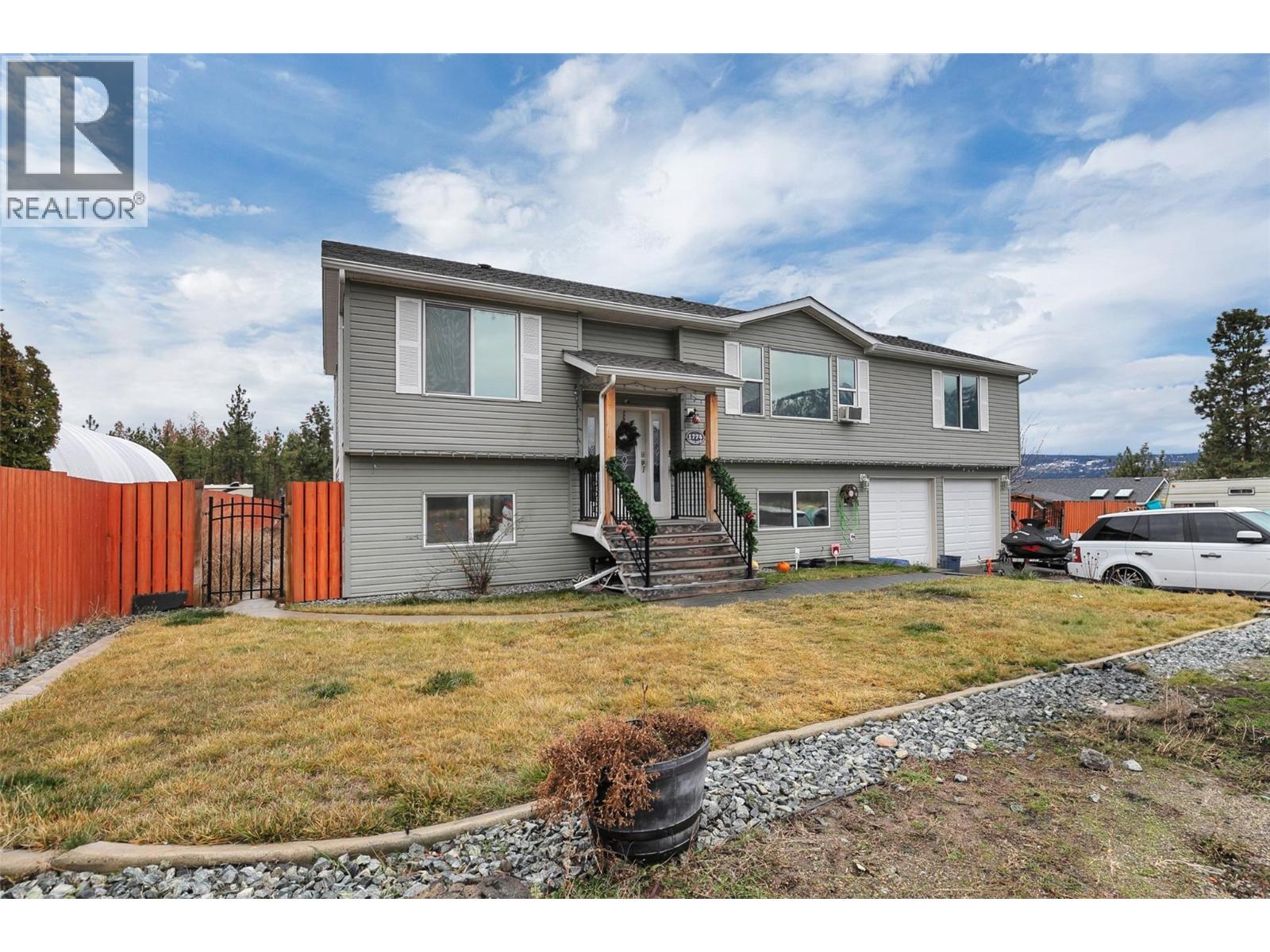 1774 Alec Crescent