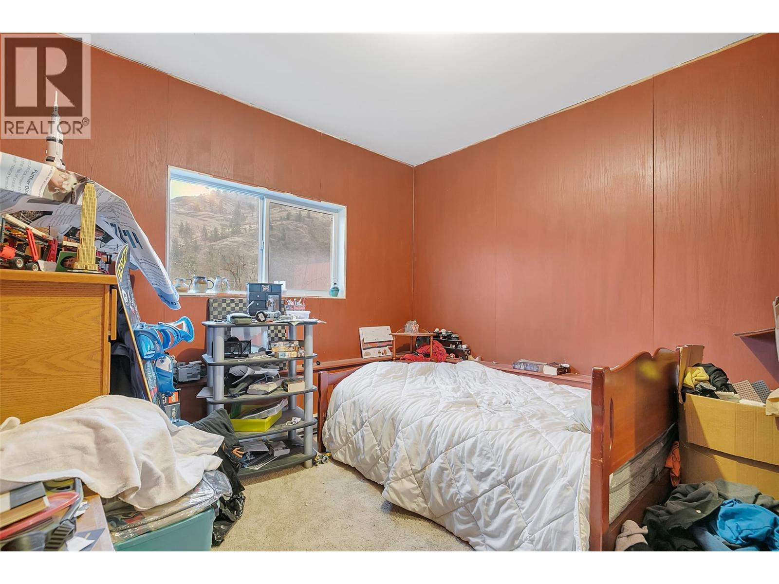 1774 Alec Crescent