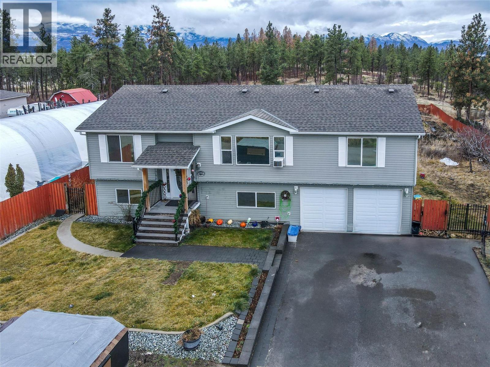 1774 Alec Crescent