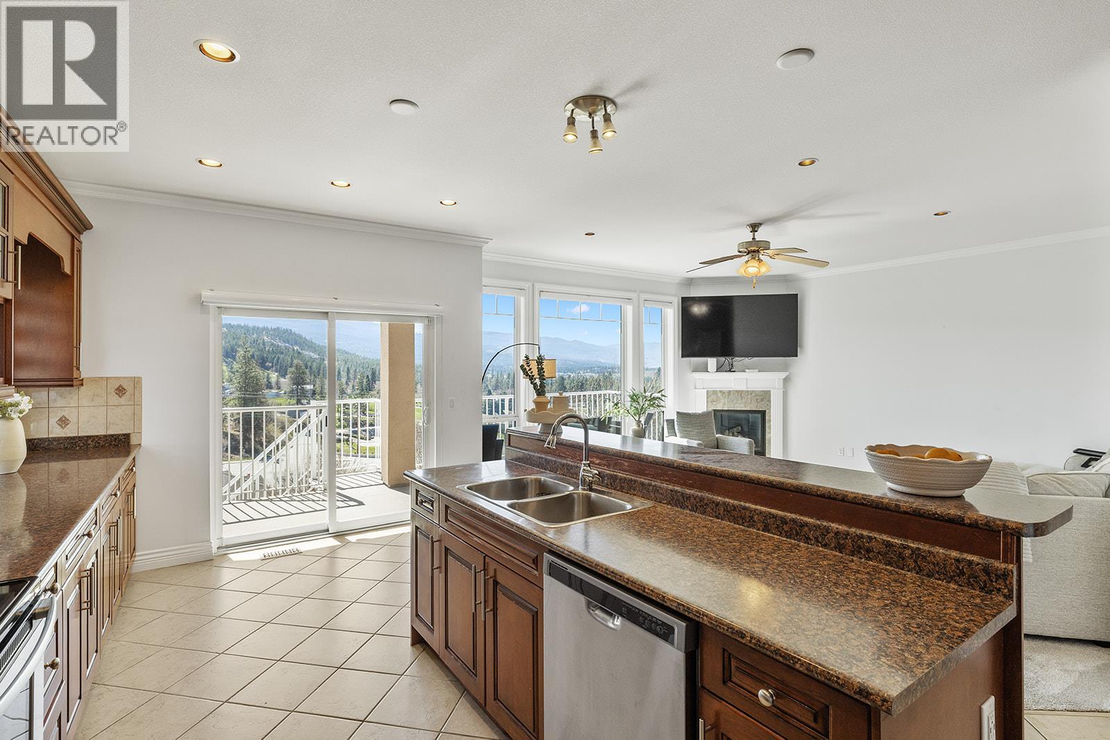 1285 Tanemura Crescent