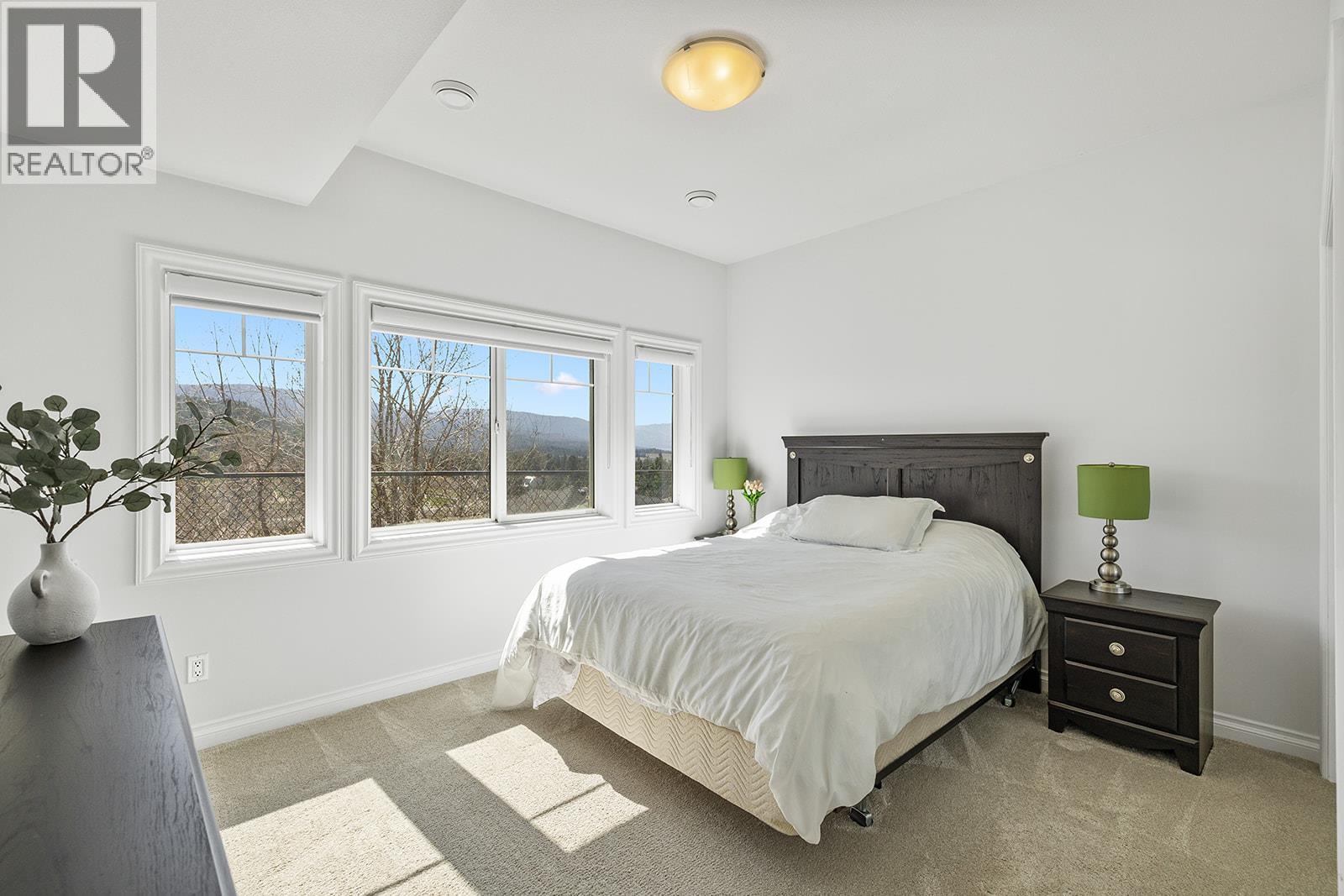 1285 Tanemura Crescent
