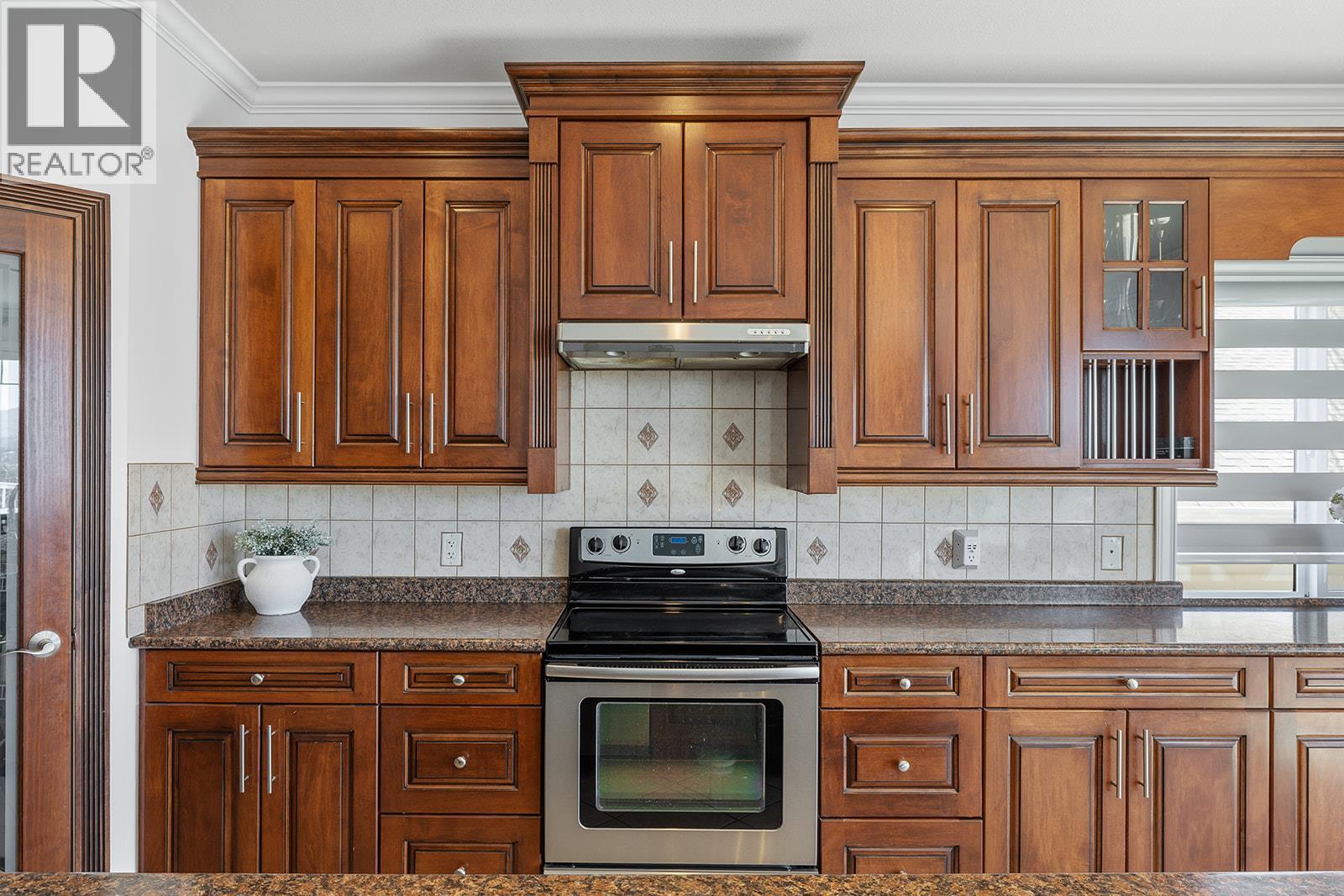 1285 Tanemura Crescent