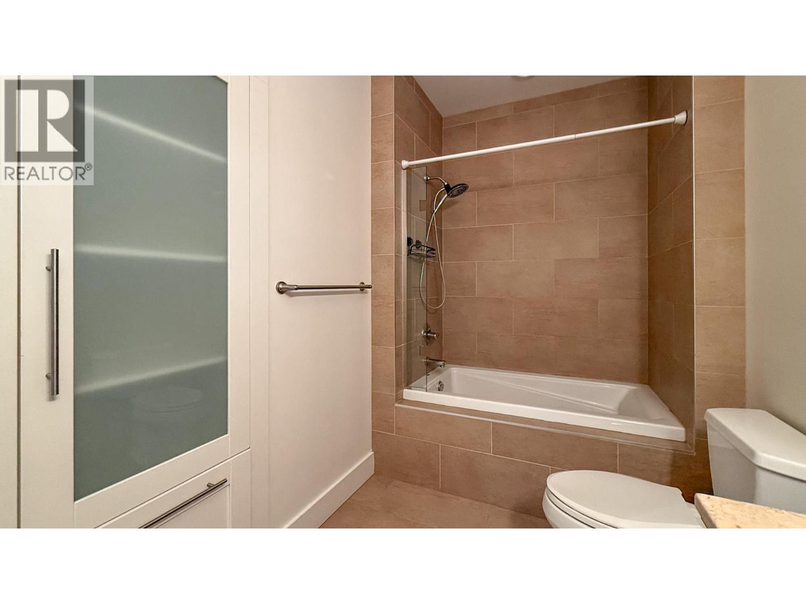 1462 St. Paul Street Unit# 202