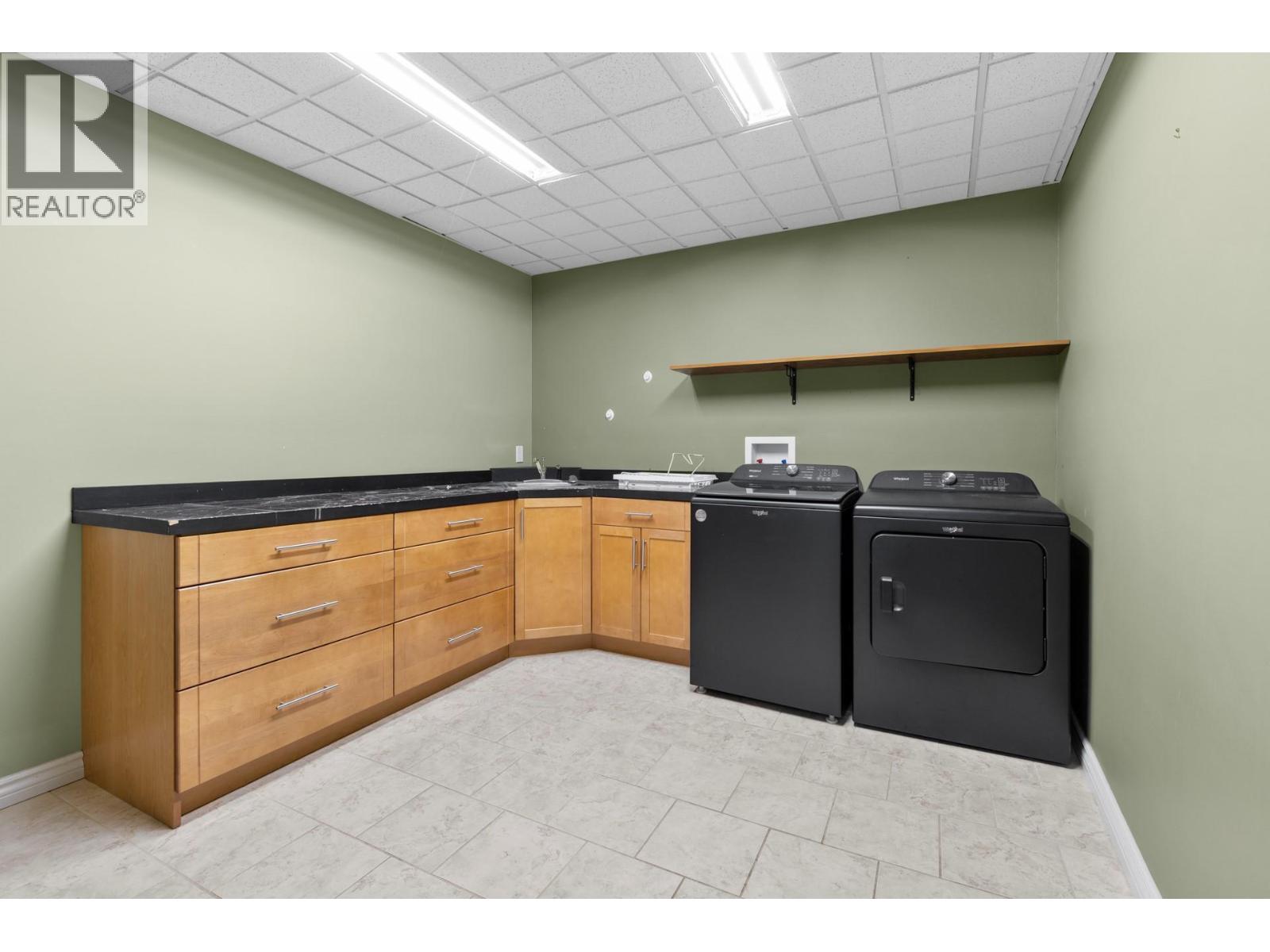 3869 Angus Drive