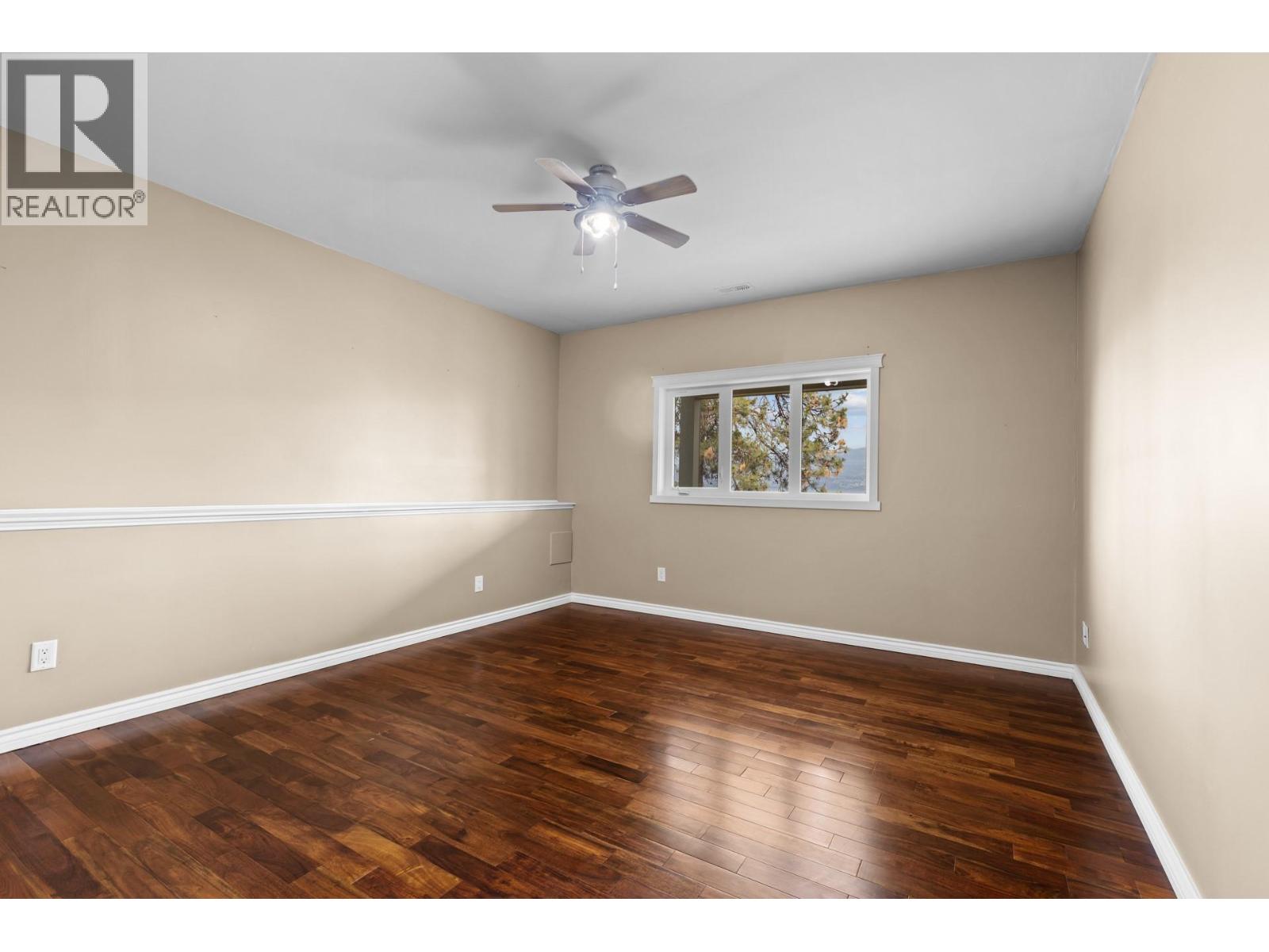 3869 Angus Drive