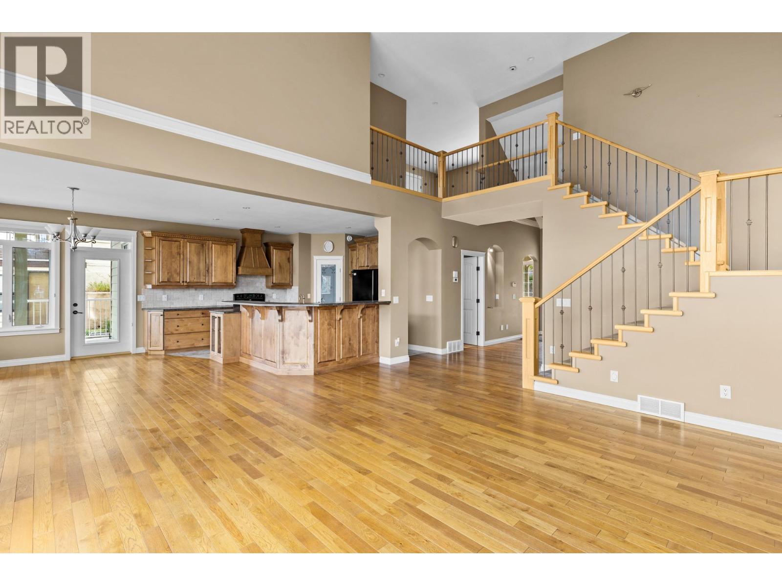 3869 Angus Drive