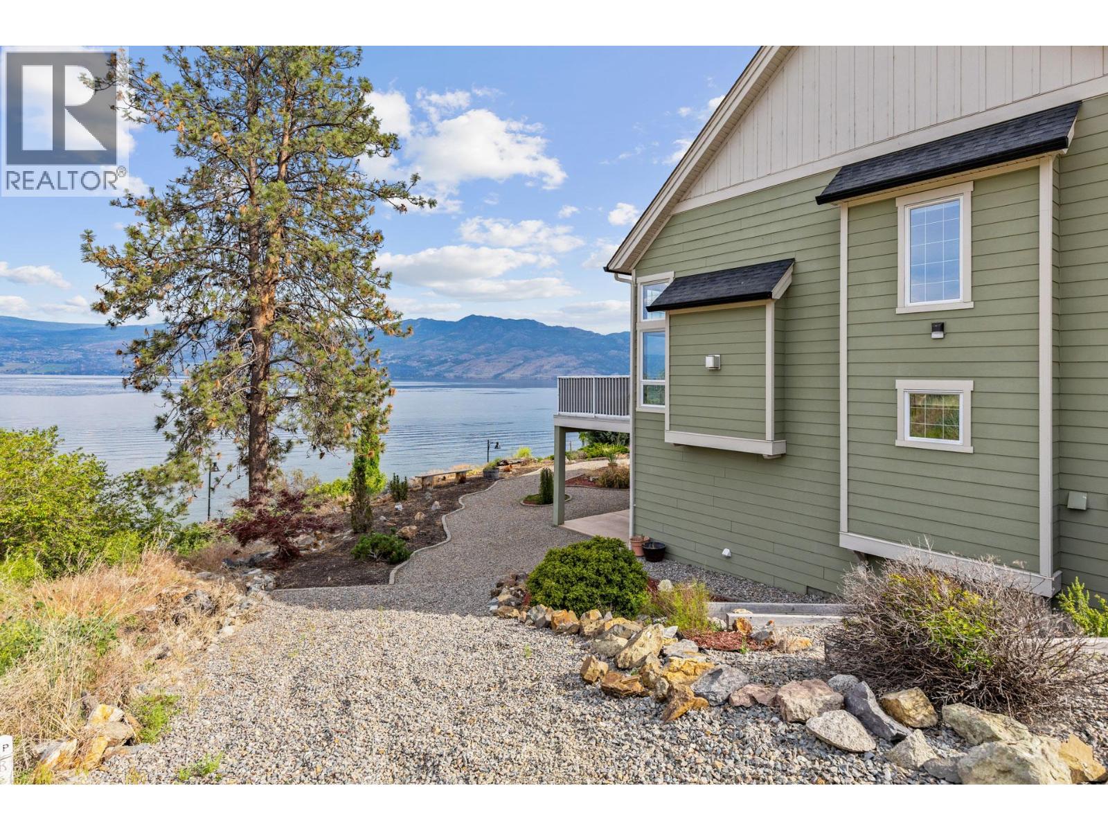 3869 Angus Drive