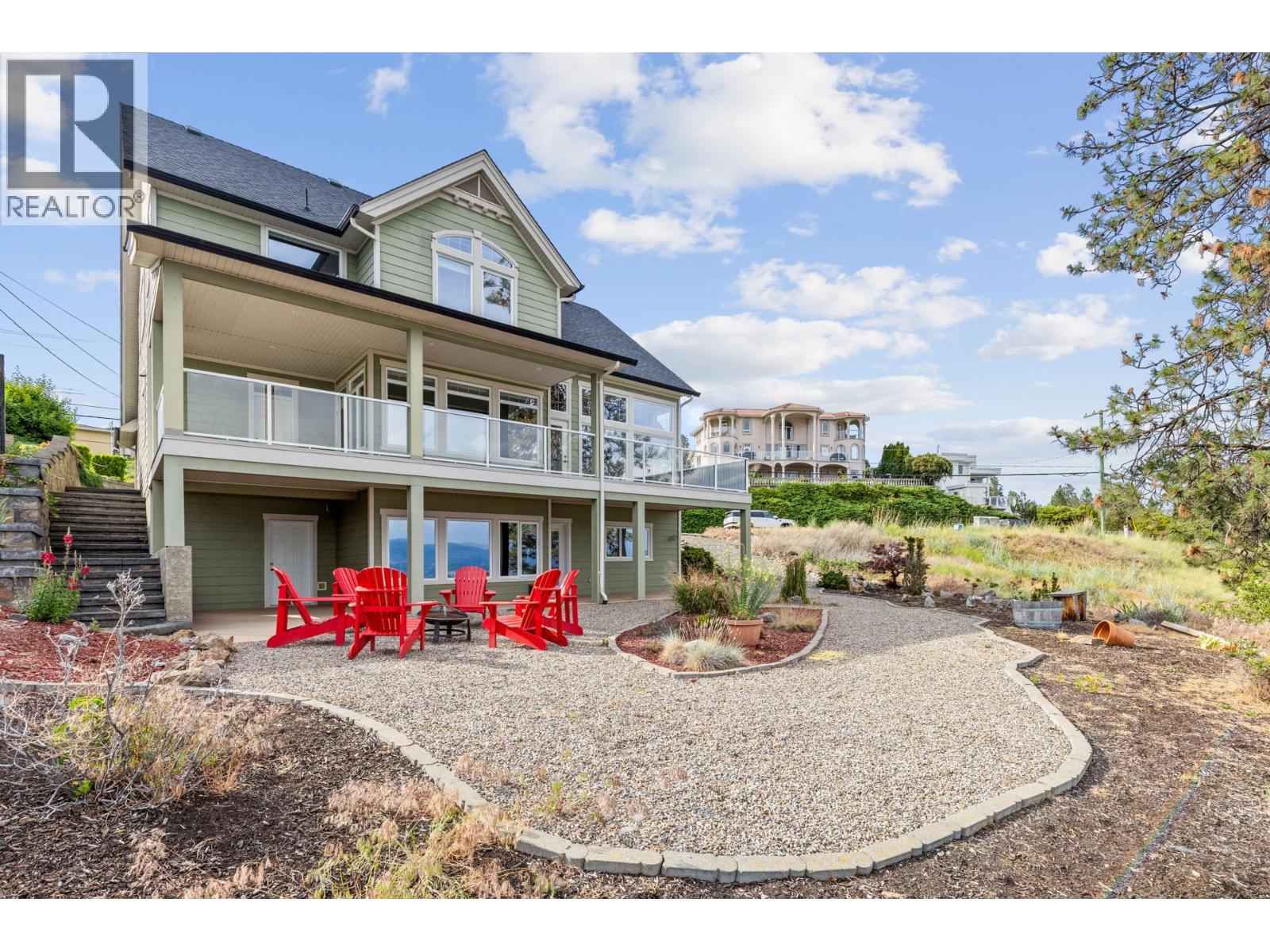 3869 Angus Drive
