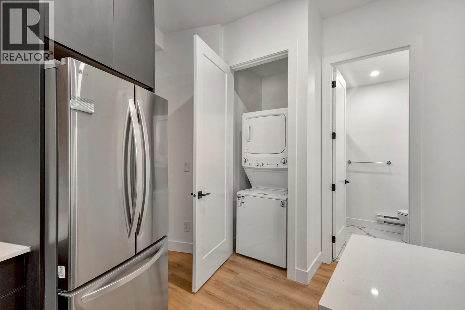 1122 Pearcy Court