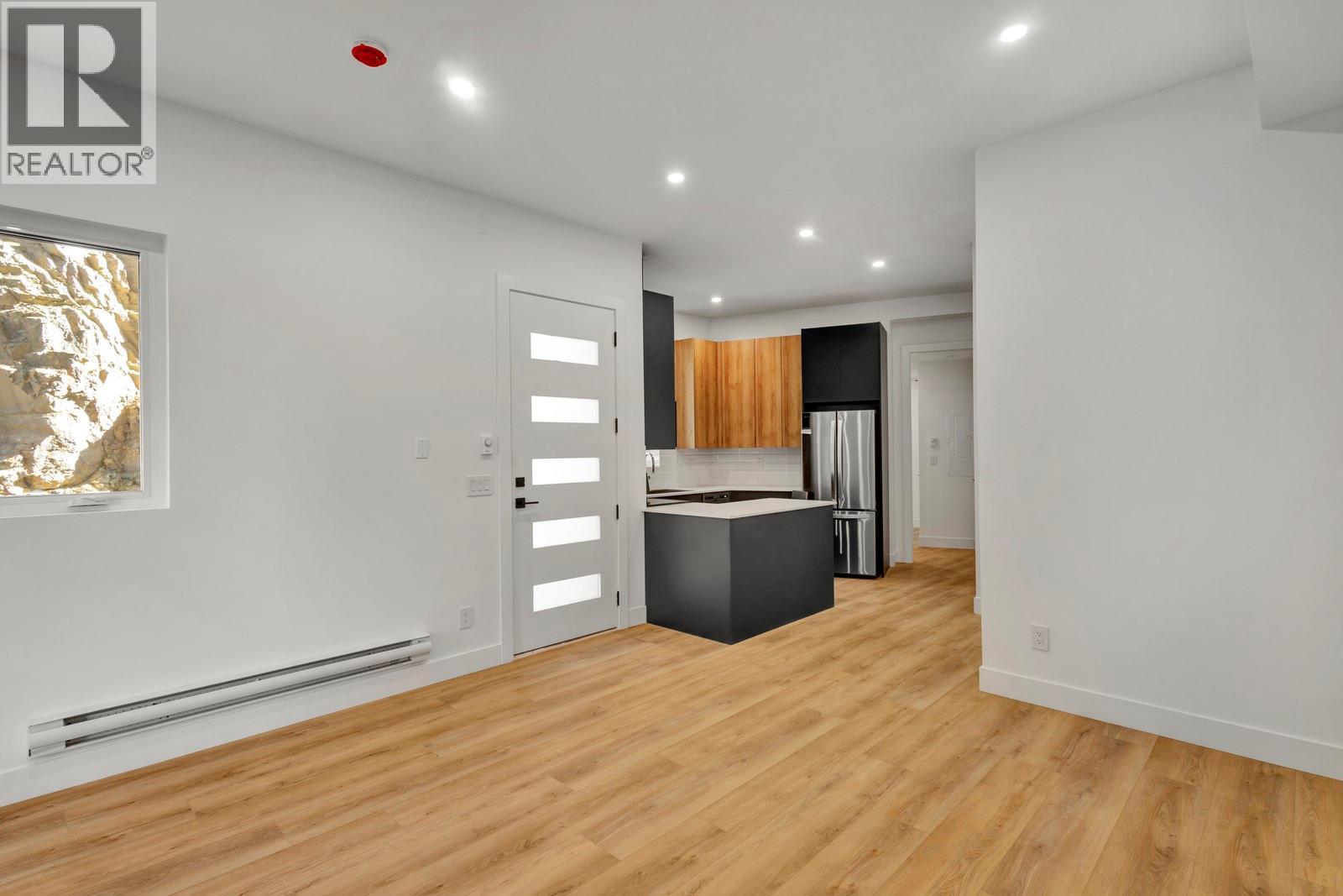 1122 Pearcy Court