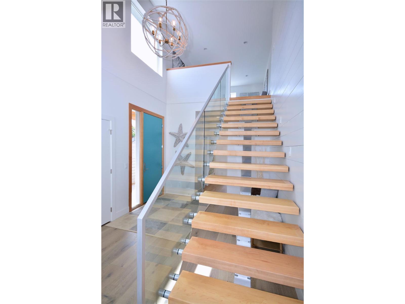 488 Morrison Avenue