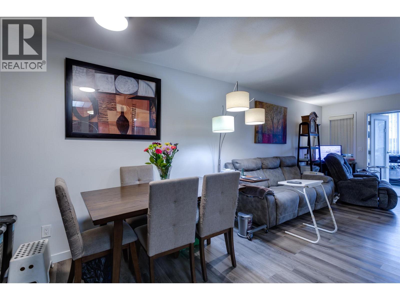 709 Houghton Road Unit# 109