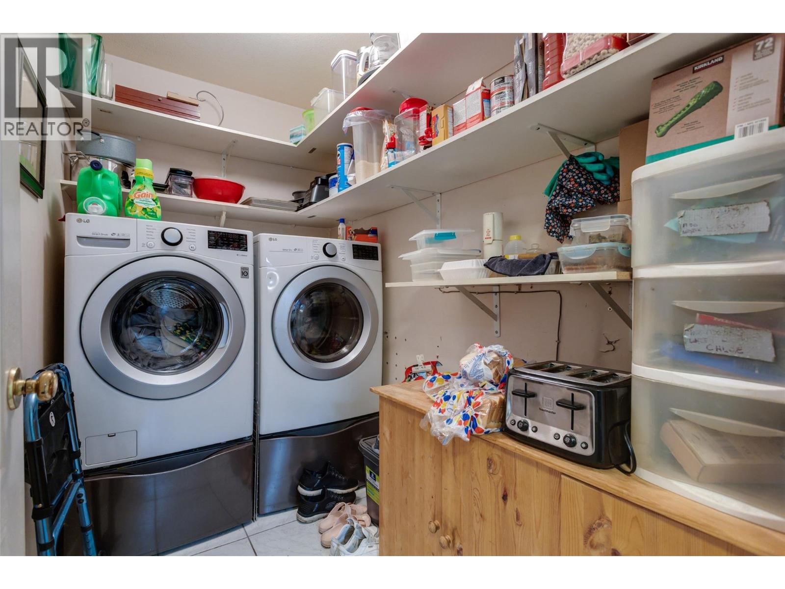 709 Houghton Road Unit# 109