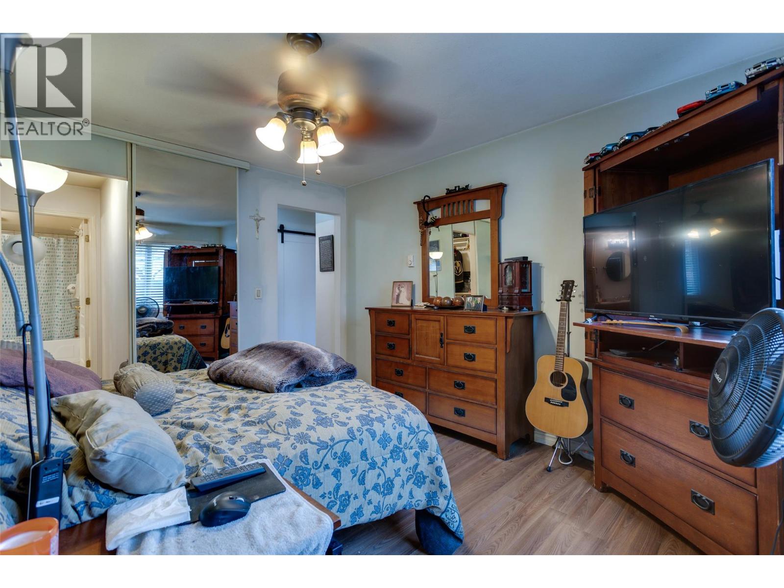 709 Houghton Road Unit# 109
