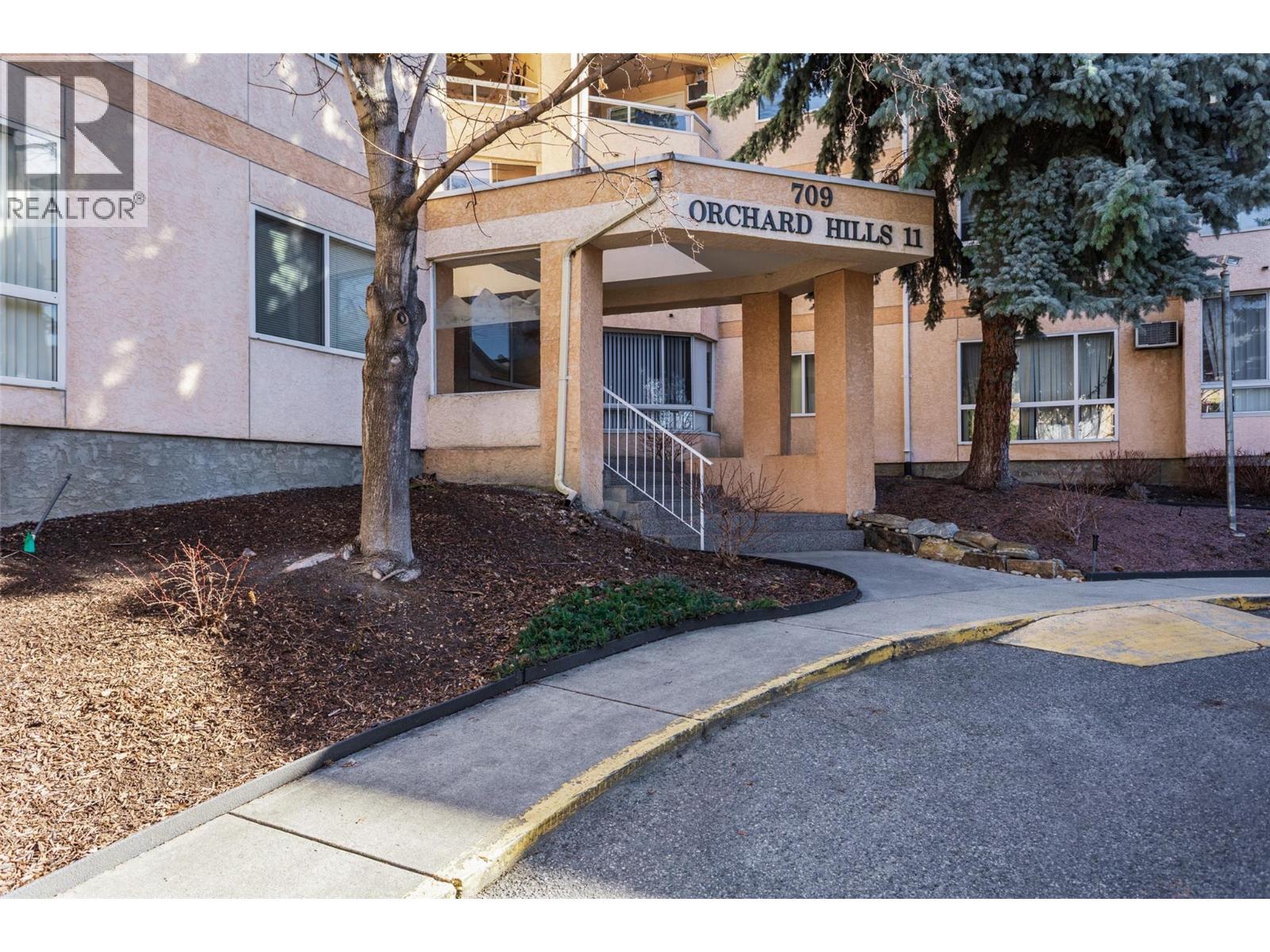 709 Houghton Road Unit# 109