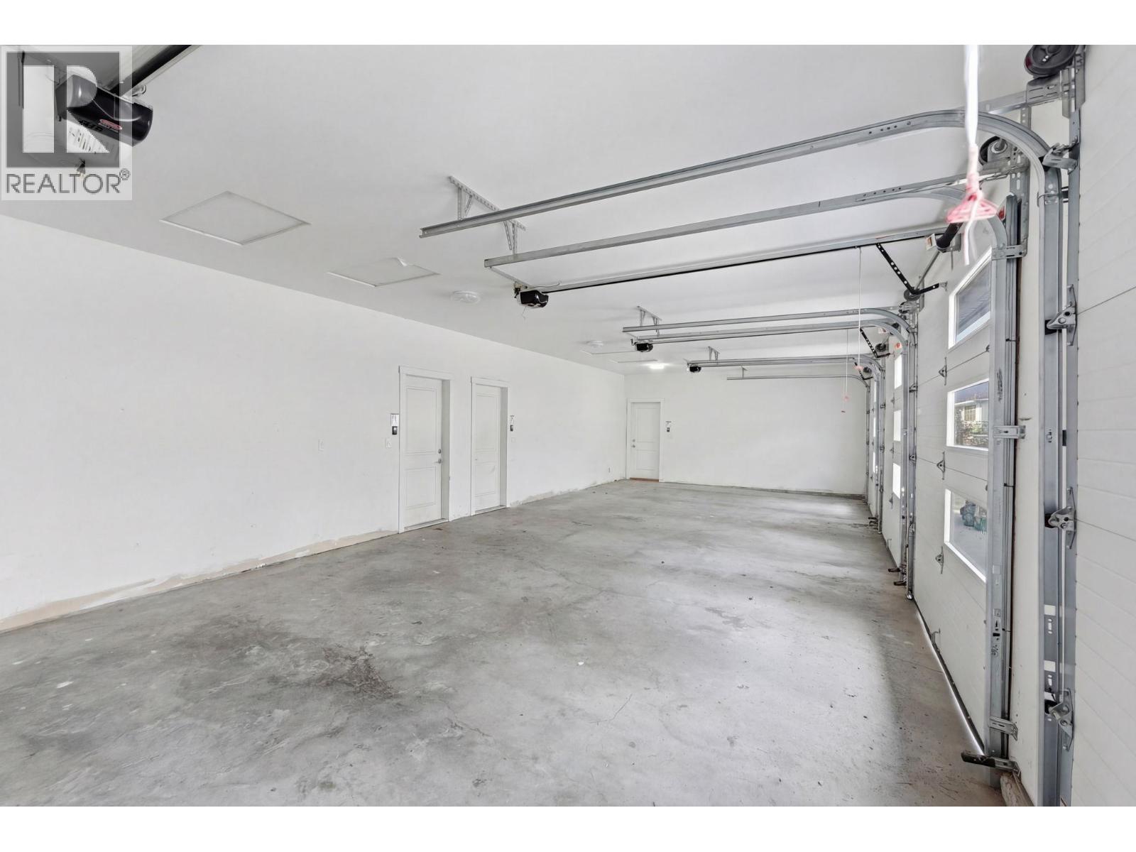 722 Coopland Crescent Unit# 4