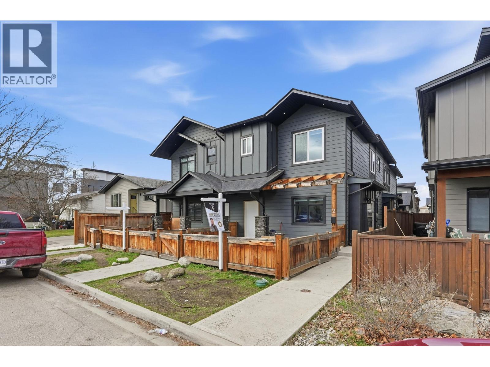 722 Coopland Crescent Unit# 4