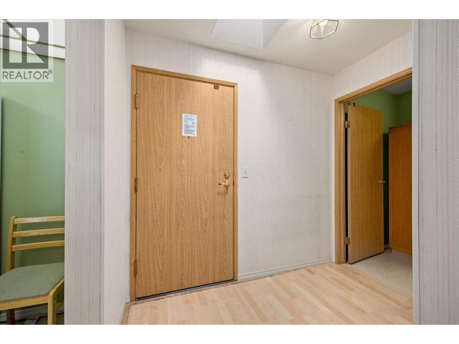 1045 Sutherland Avenue Unit# 306