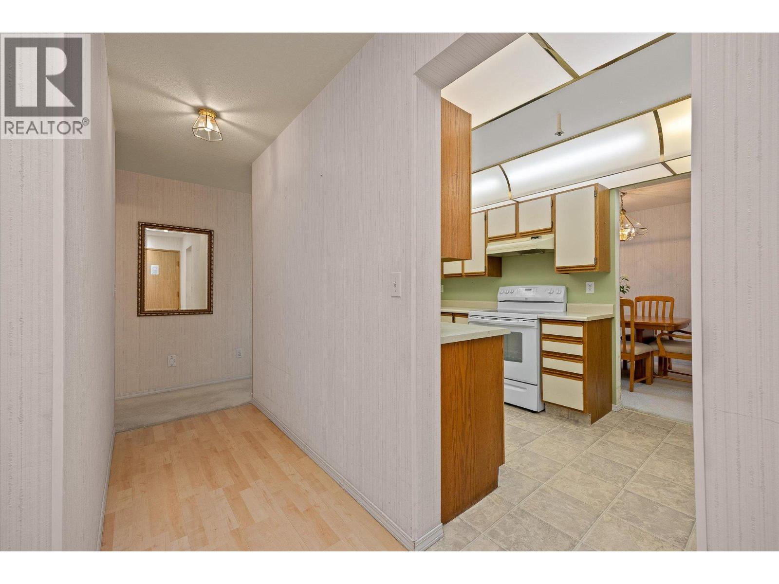 1045 Sutherland Avenue Unit# 306