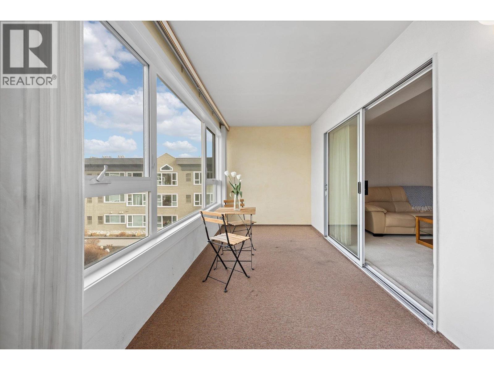 1045 Sutherland Avenue Unit# 306