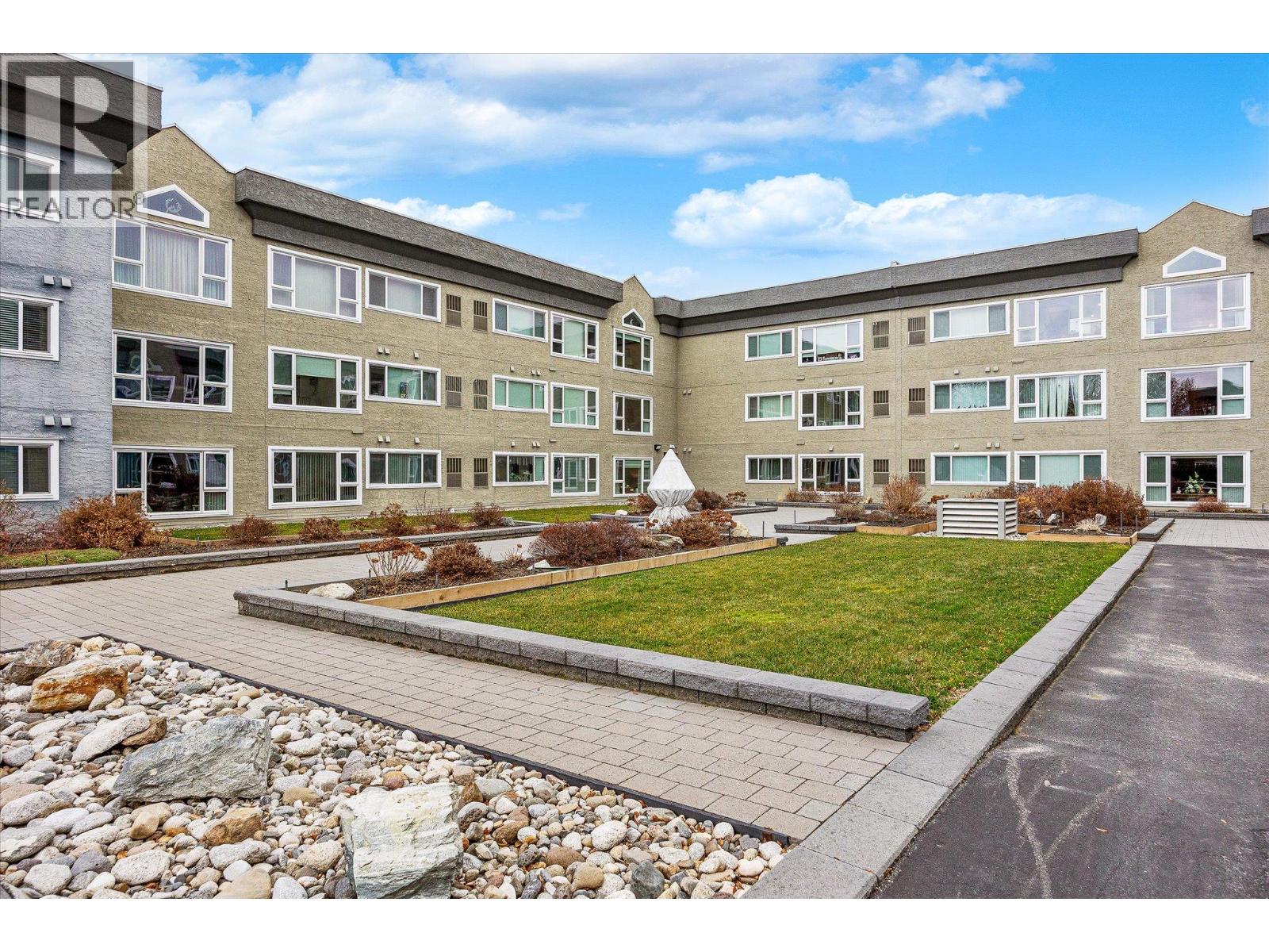 1045 Sutherland Avenue Unit# 306