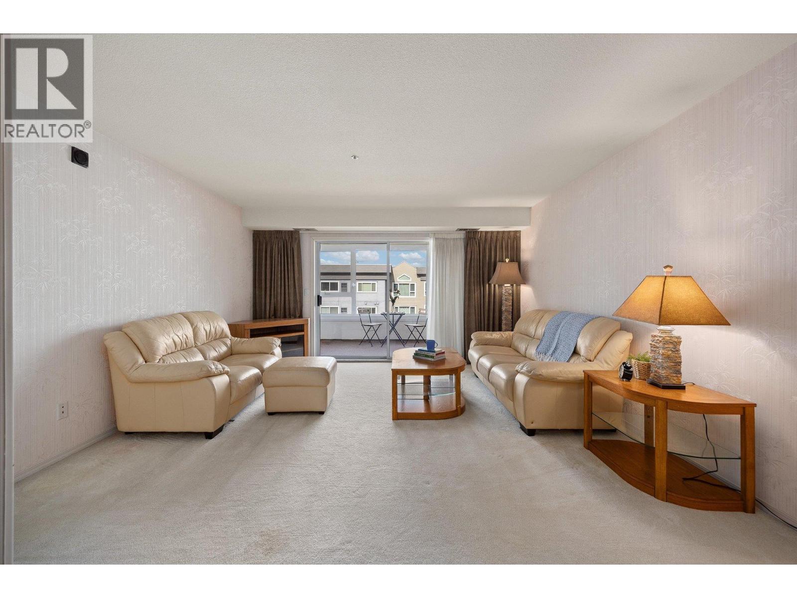 1045 Sutherland Avenue Unit# 306