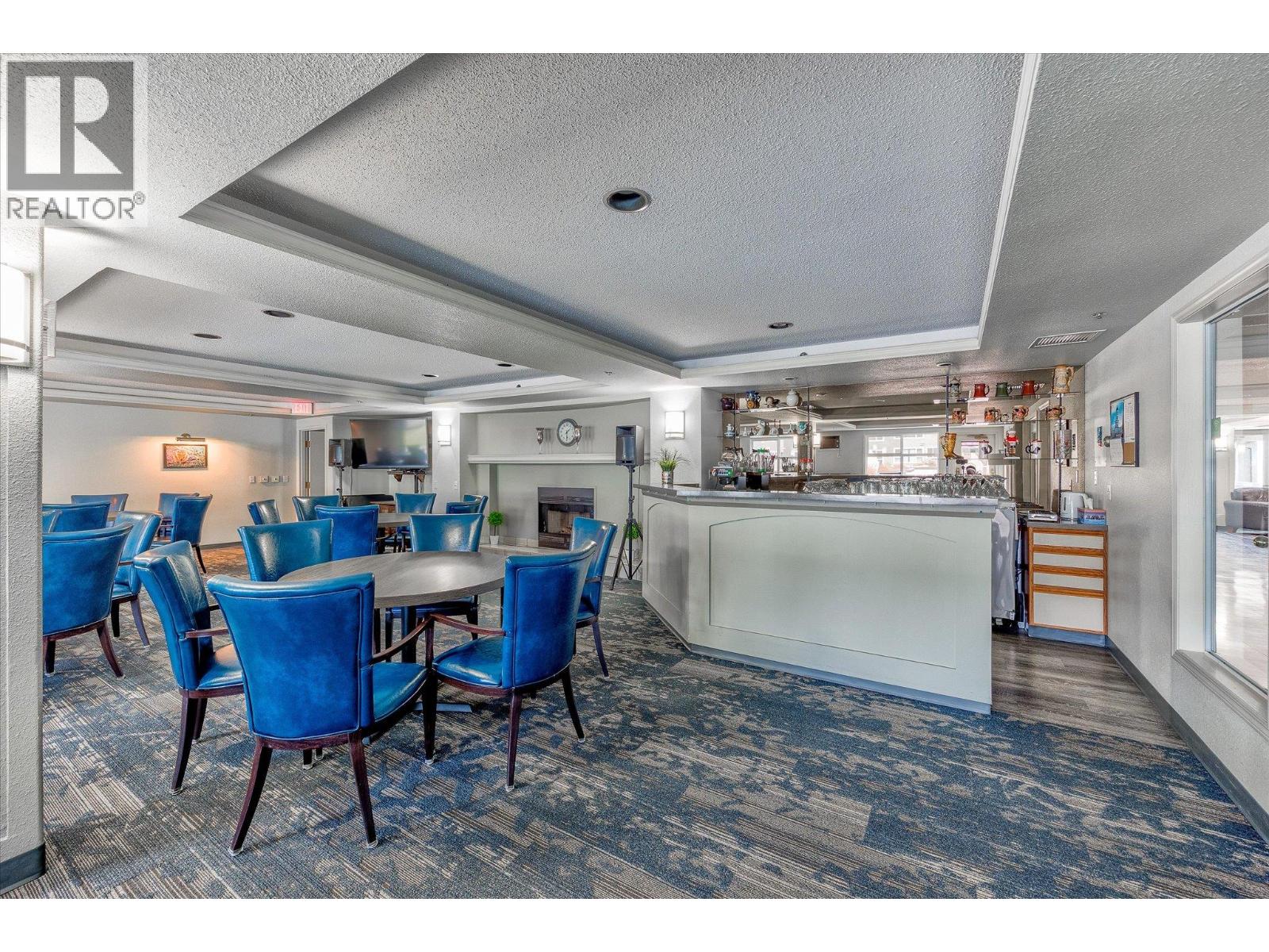 1045 Sutherland Avenue Unit# 306
