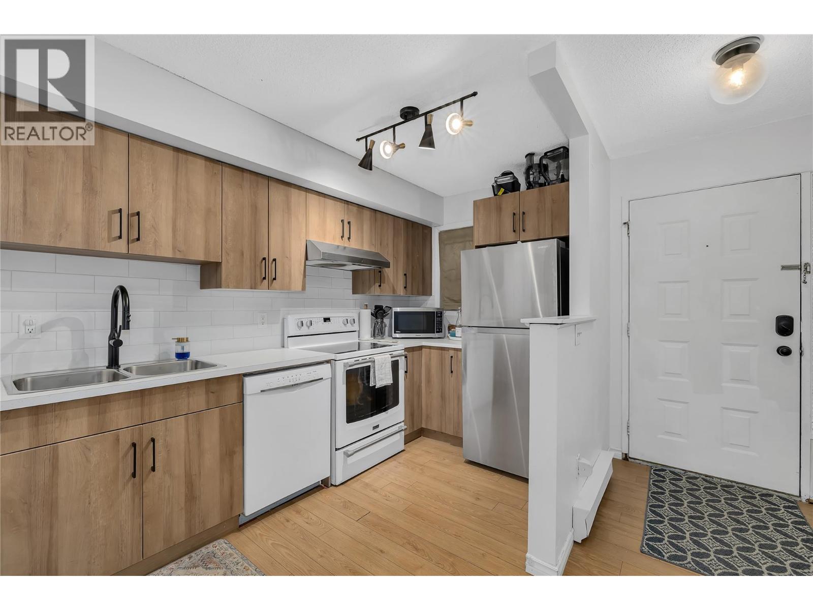 500 Lester Road Unit# 6